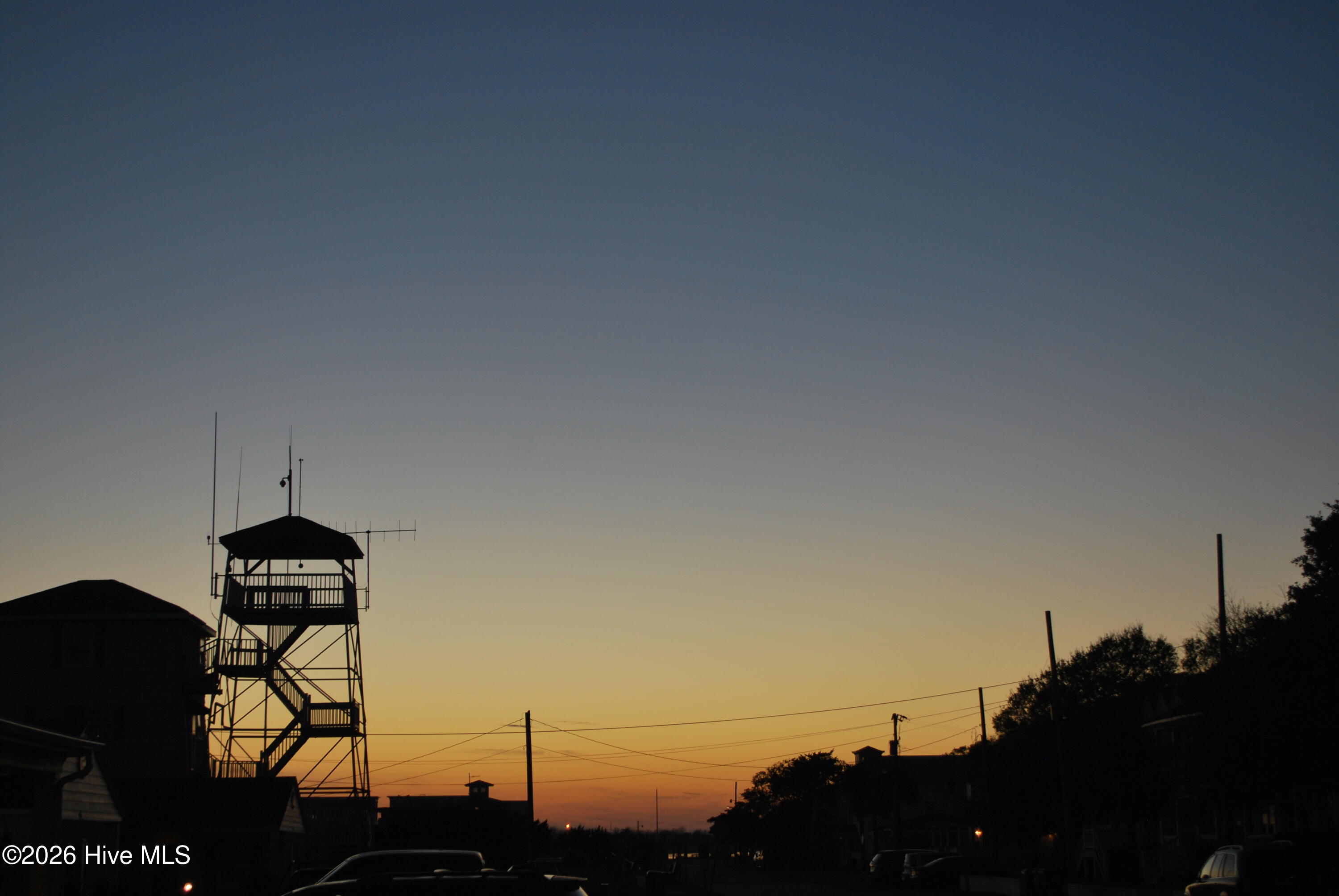 100547718 | Photo 44