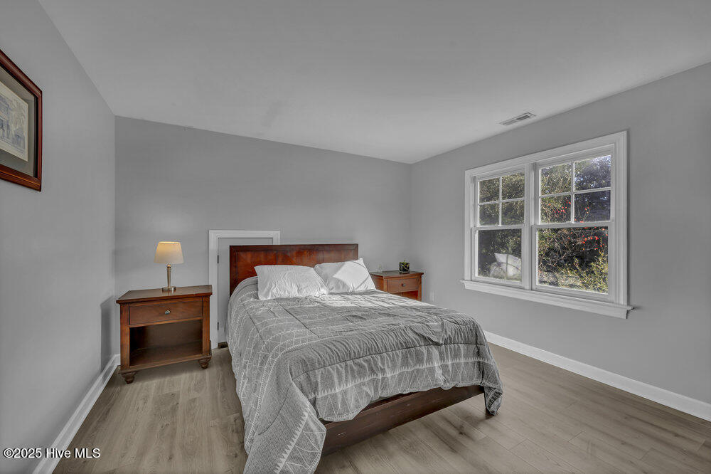 100543426 | Photo 19