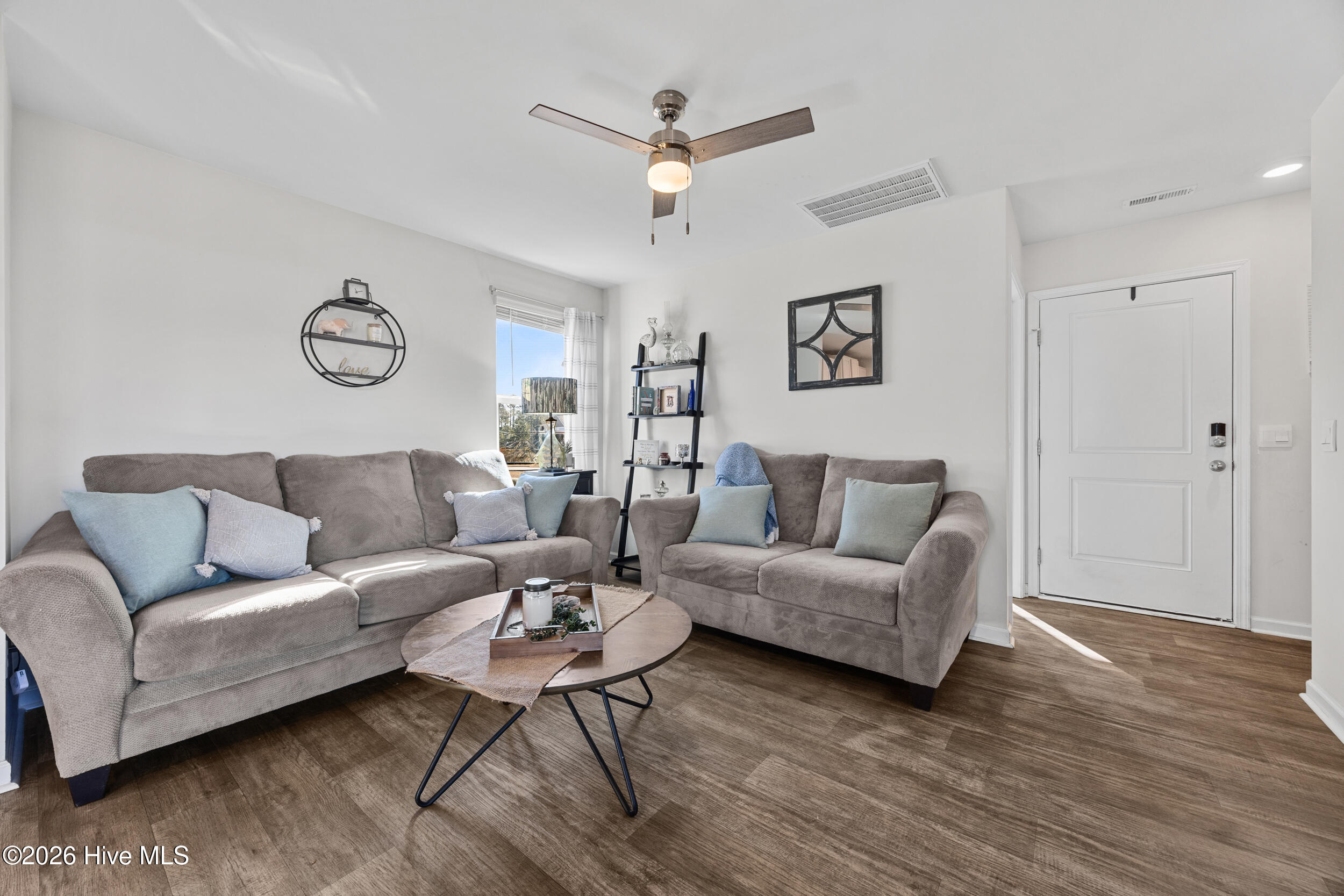 100555652 | Photo 17