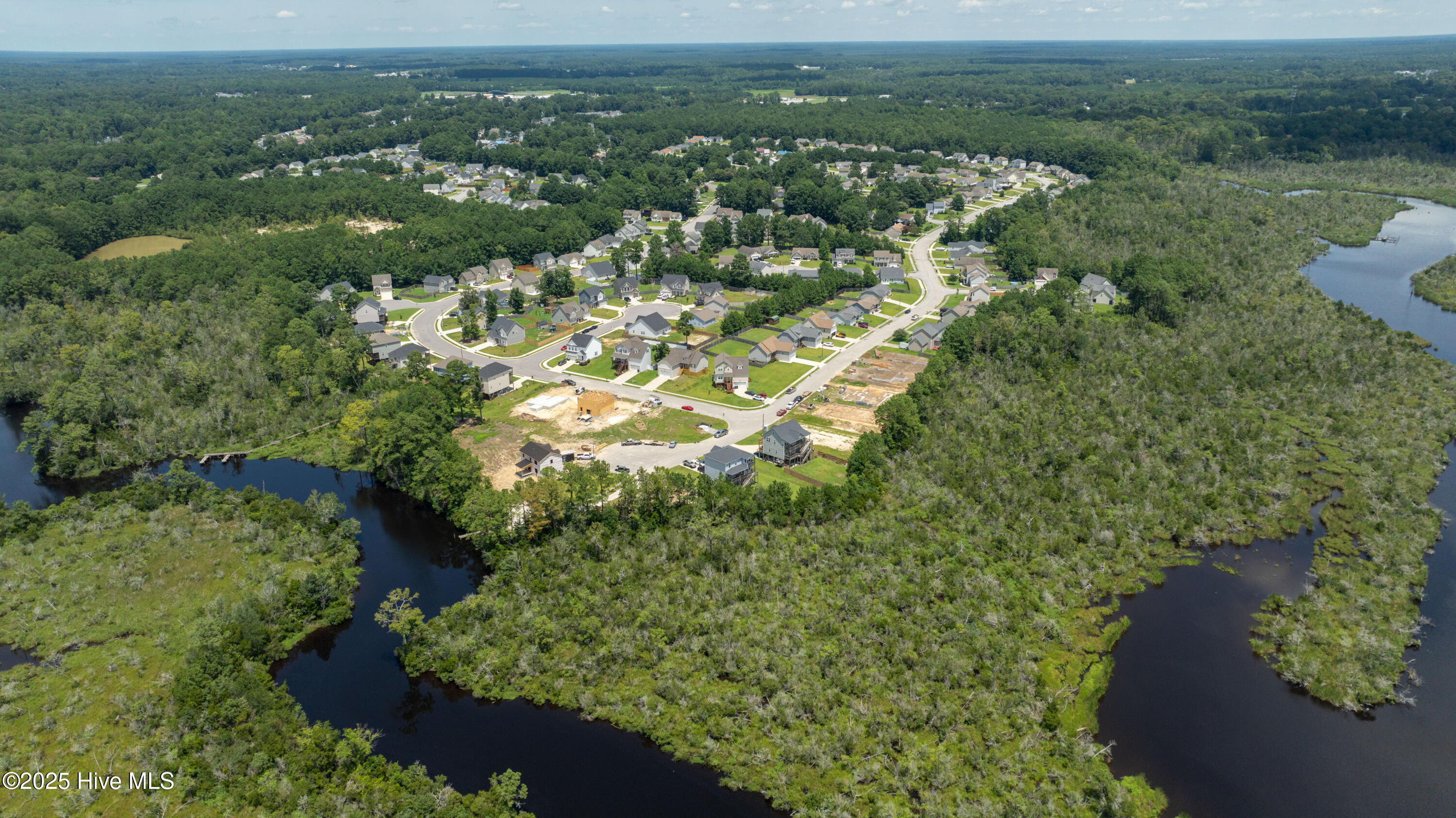 100526868 | Photo 42