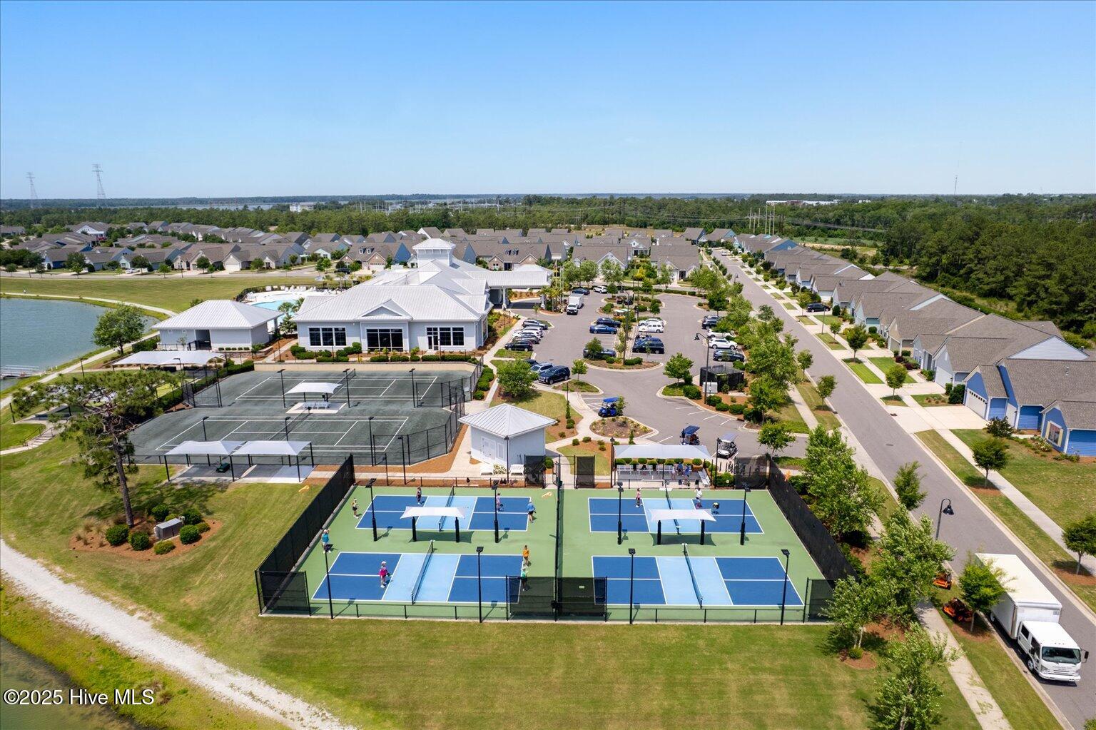 100513881 | Photo 58