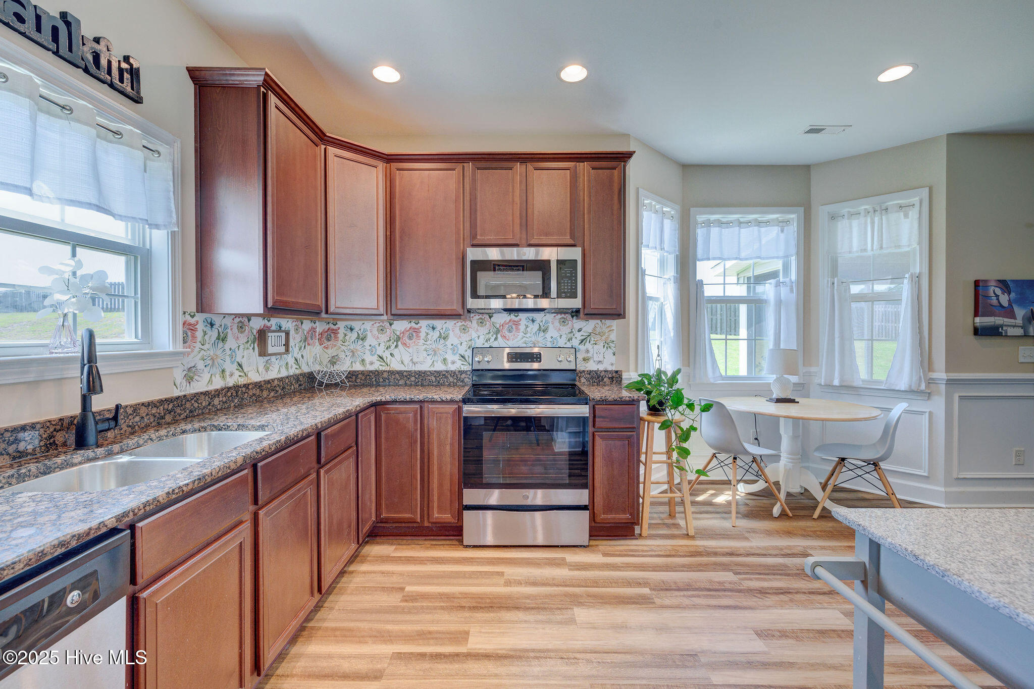 463 Avendale Drive, Rocky Point, NC 28457 – photo 10: 463AvendaleDrive-16