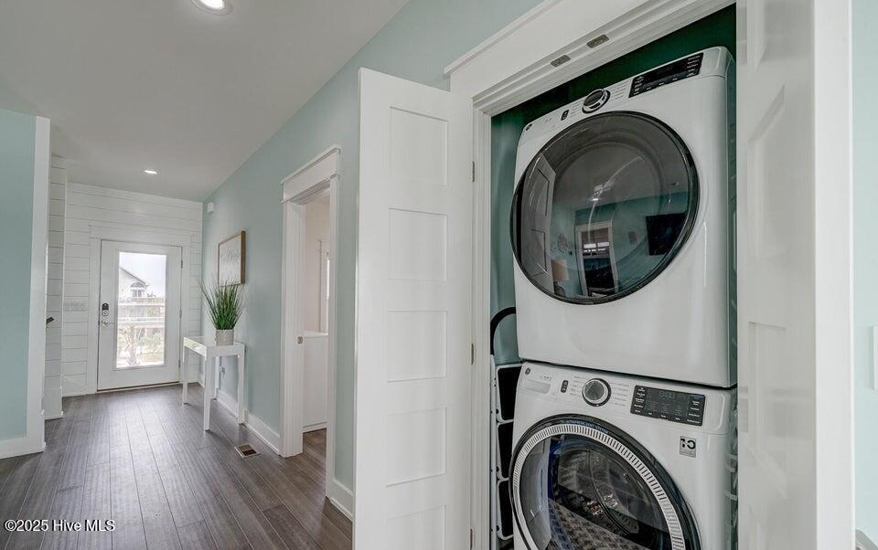 100508302 | Photo 49