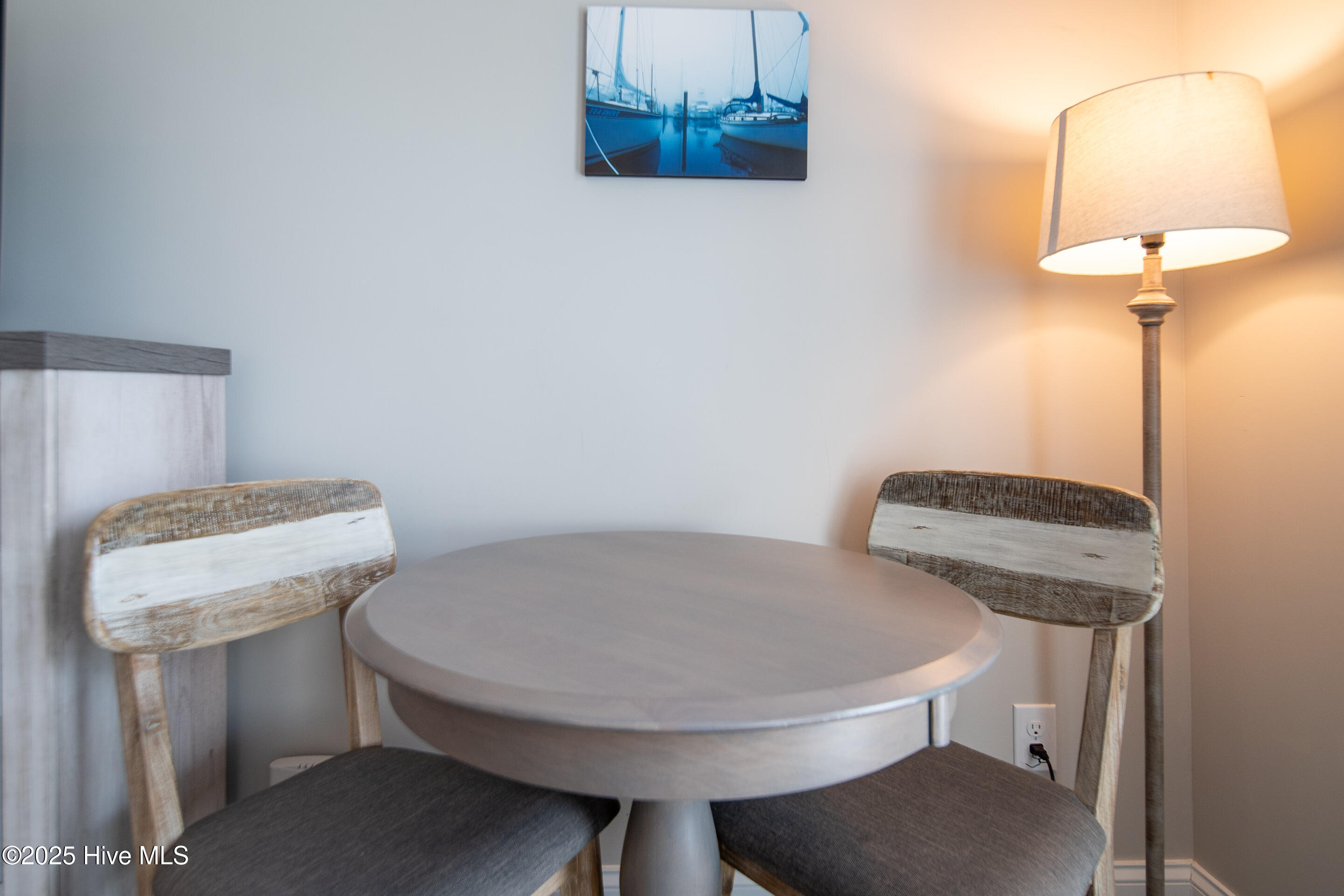 100491053 | Photo 14