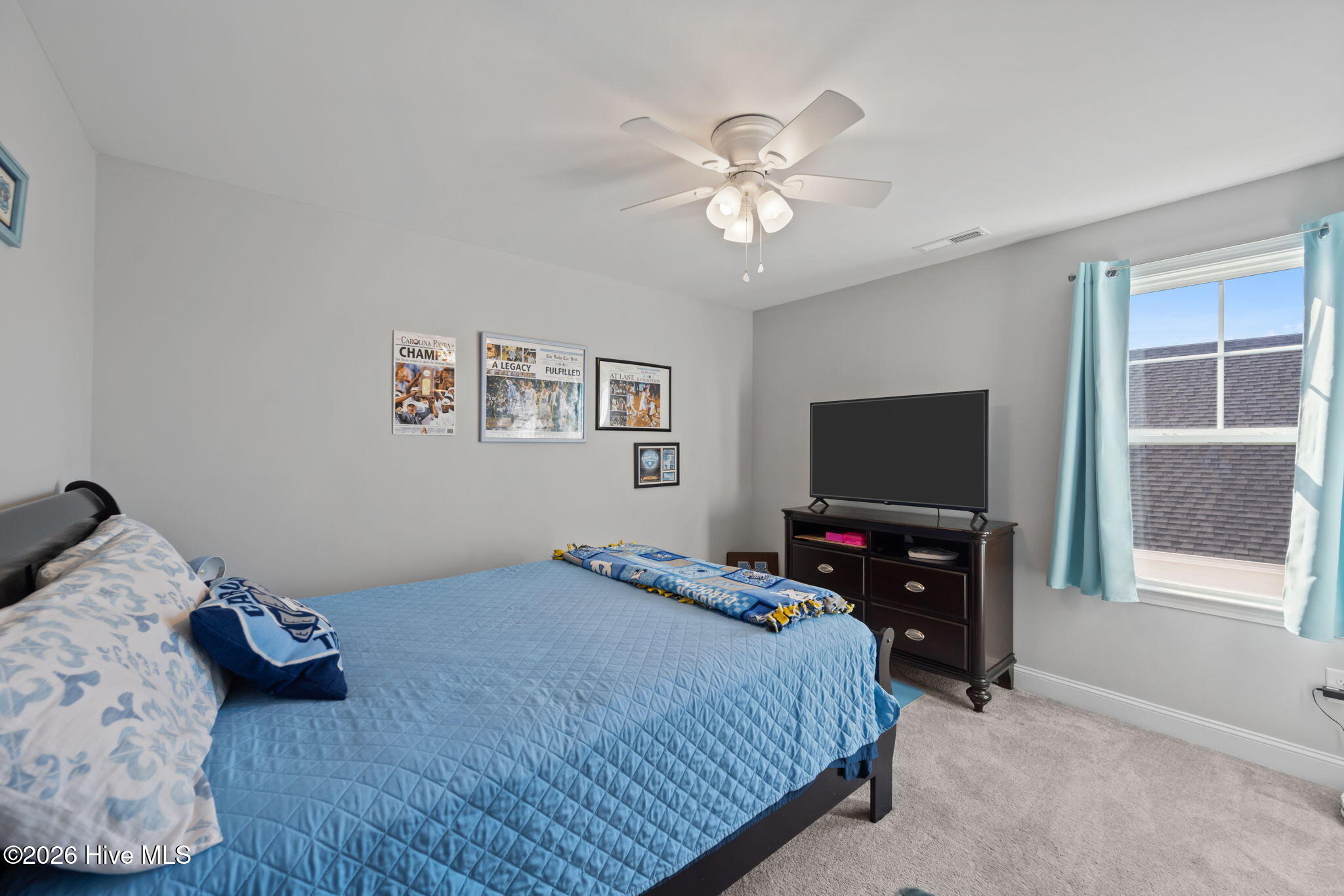 100561377 | Photo 31