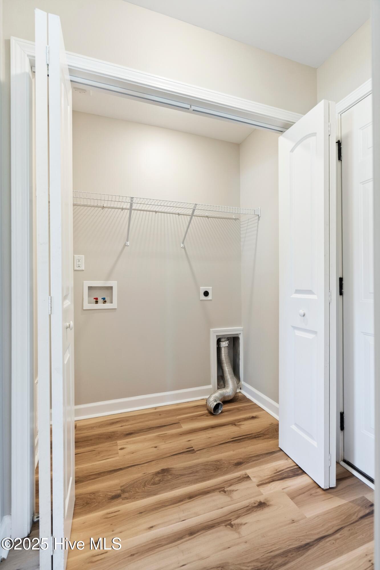 100545716 | Photo 26