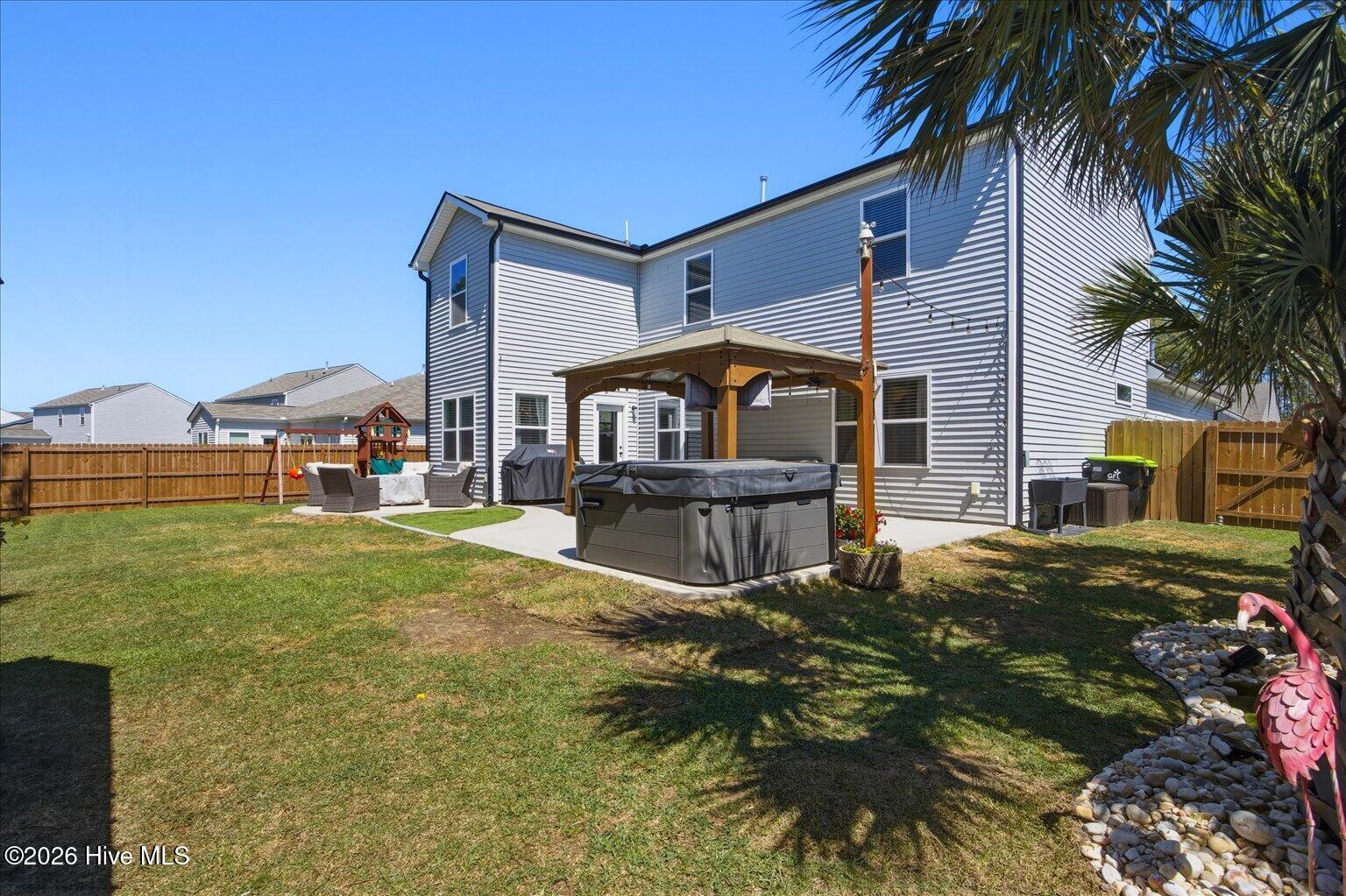 100570565 | Photo 33