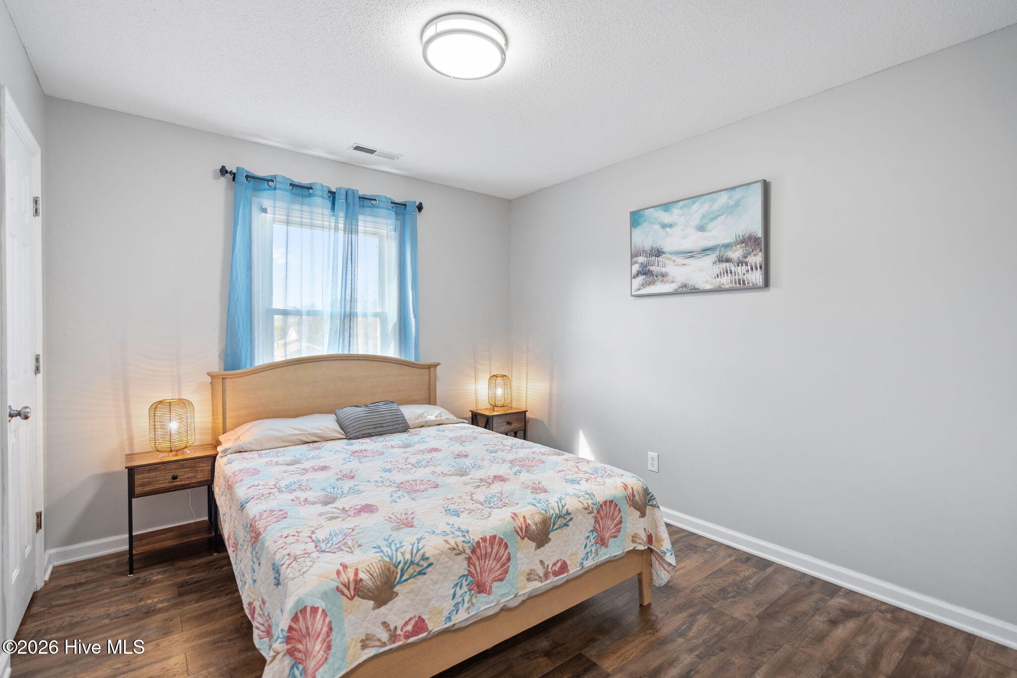 100558110 | Photo 30