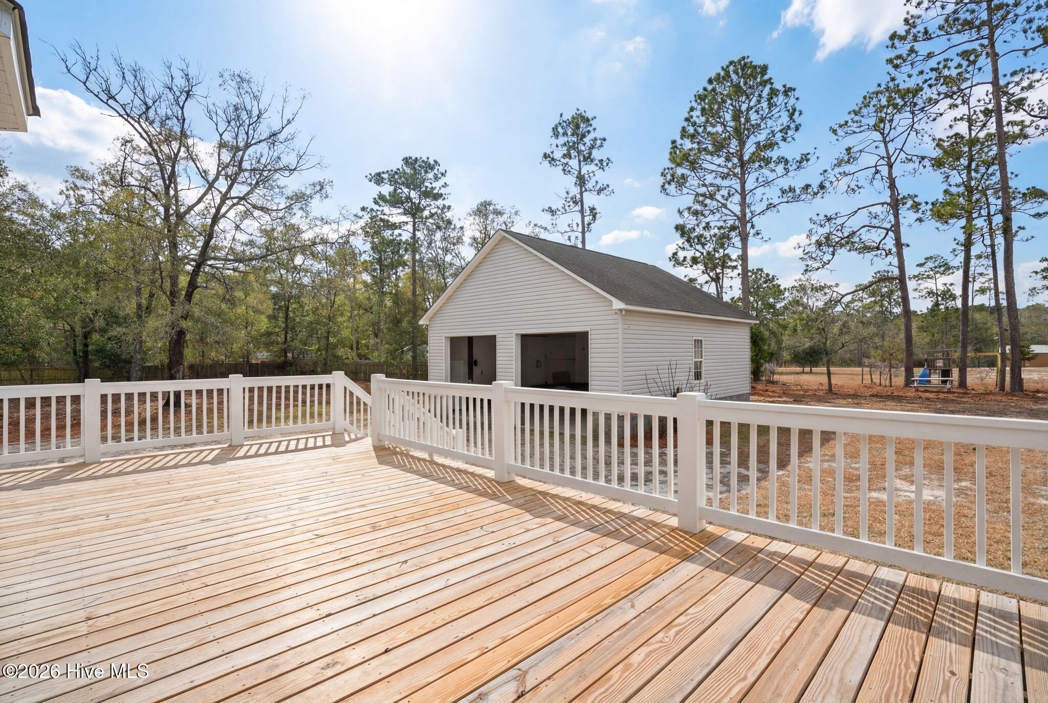 100557093 | Photo 65