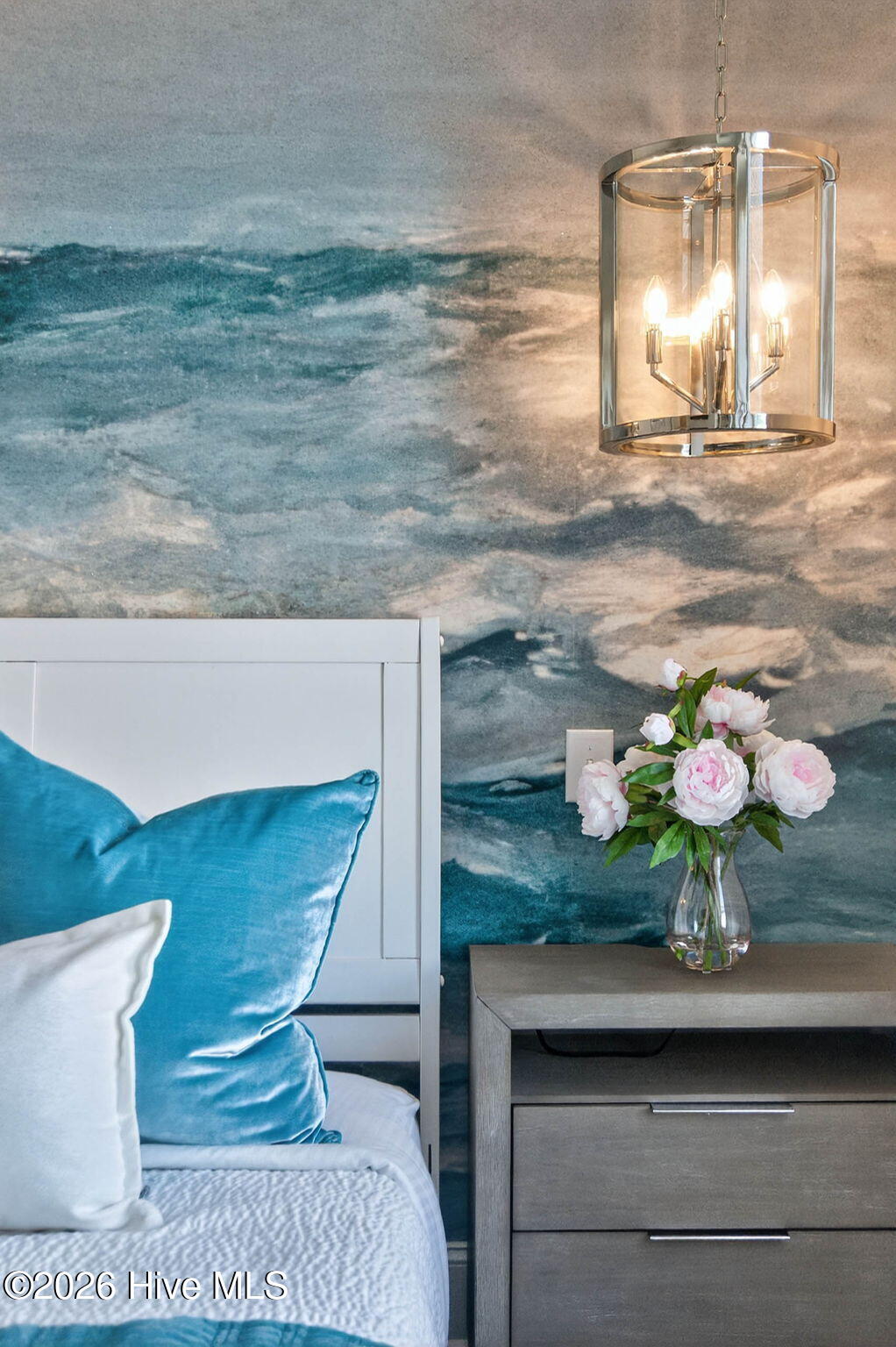 100543300 | Photo 83