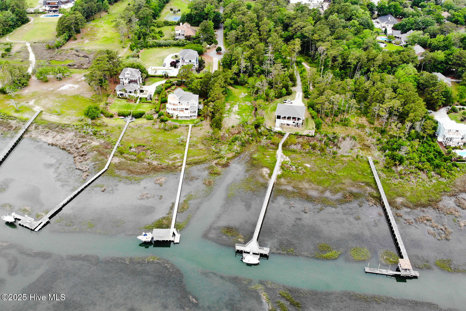 100515416 | Photo 12