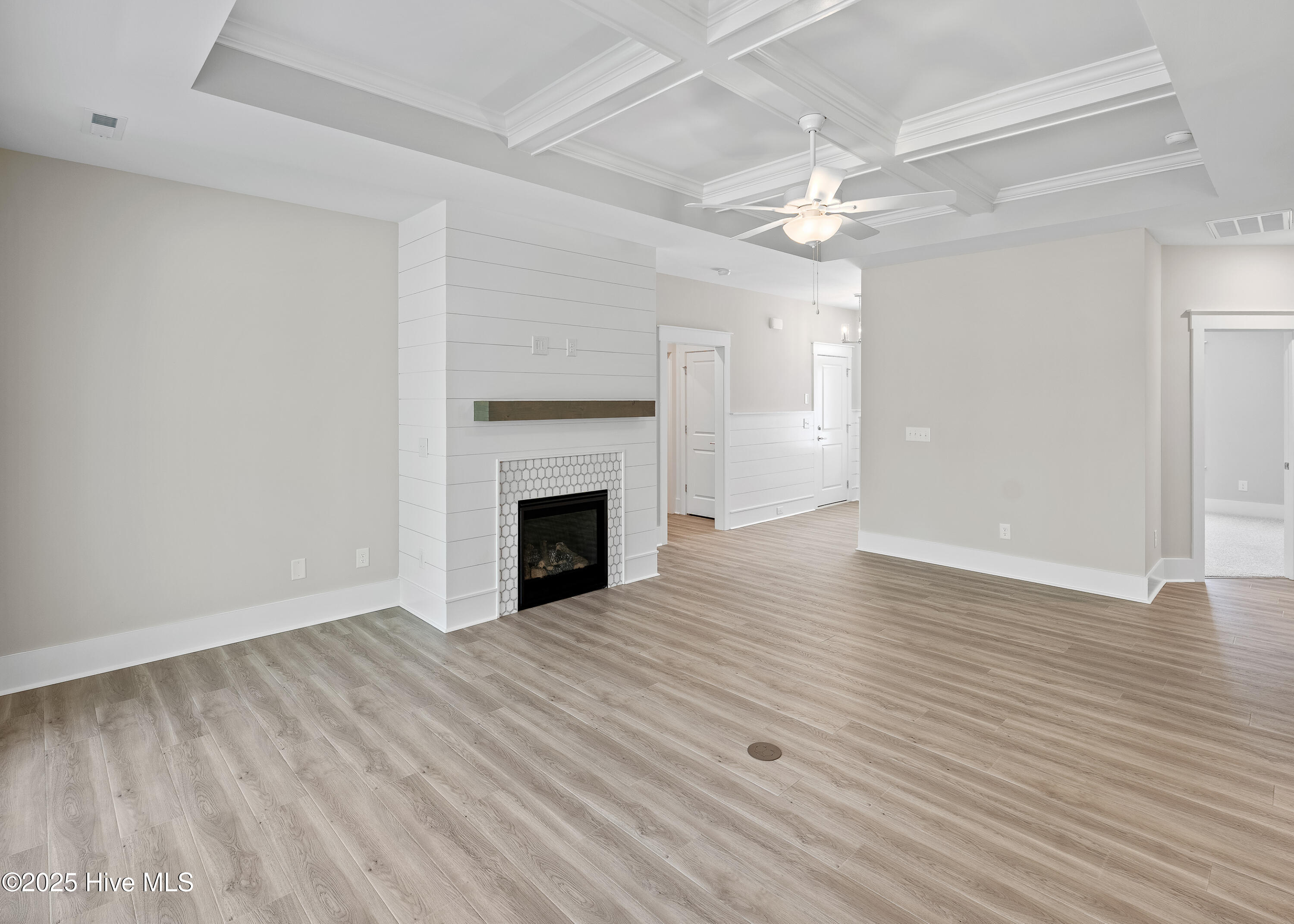 39 Streambed Way, Hampstead, NC 28443 – photo 11: Great Room