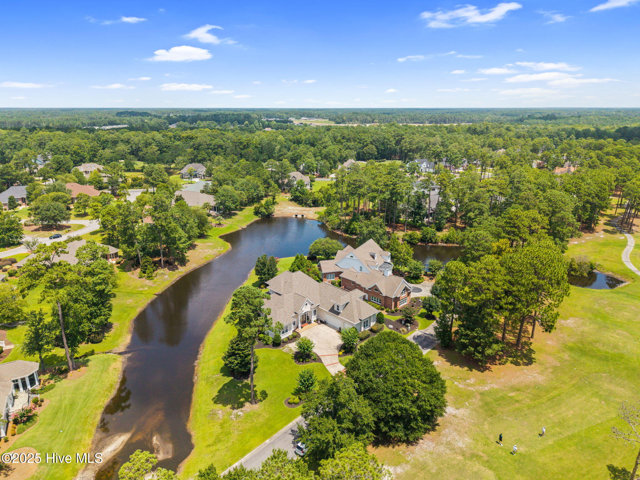 100518405 | Photo 66