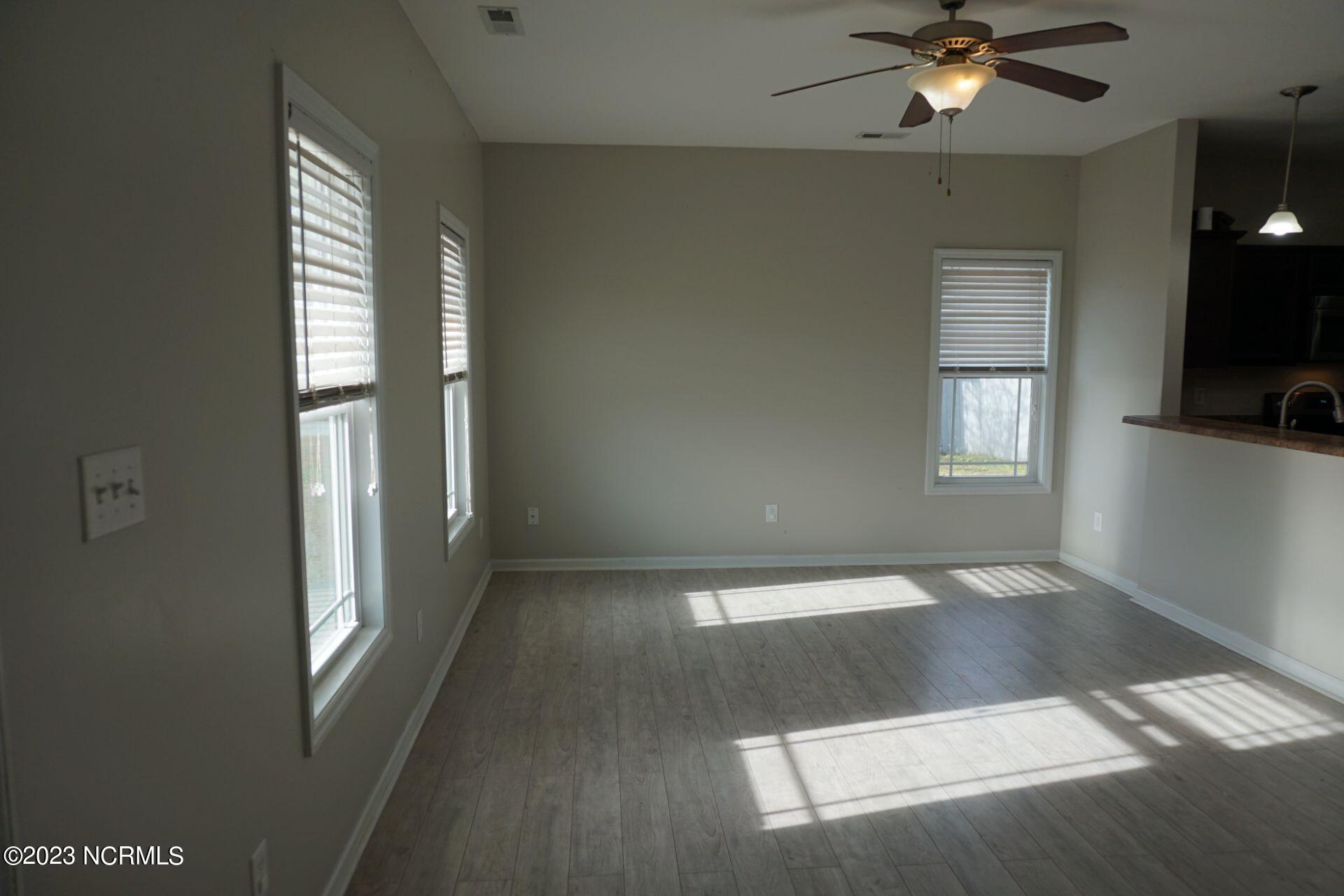 112 High Cottage Lane, Richlands, NC, 28574