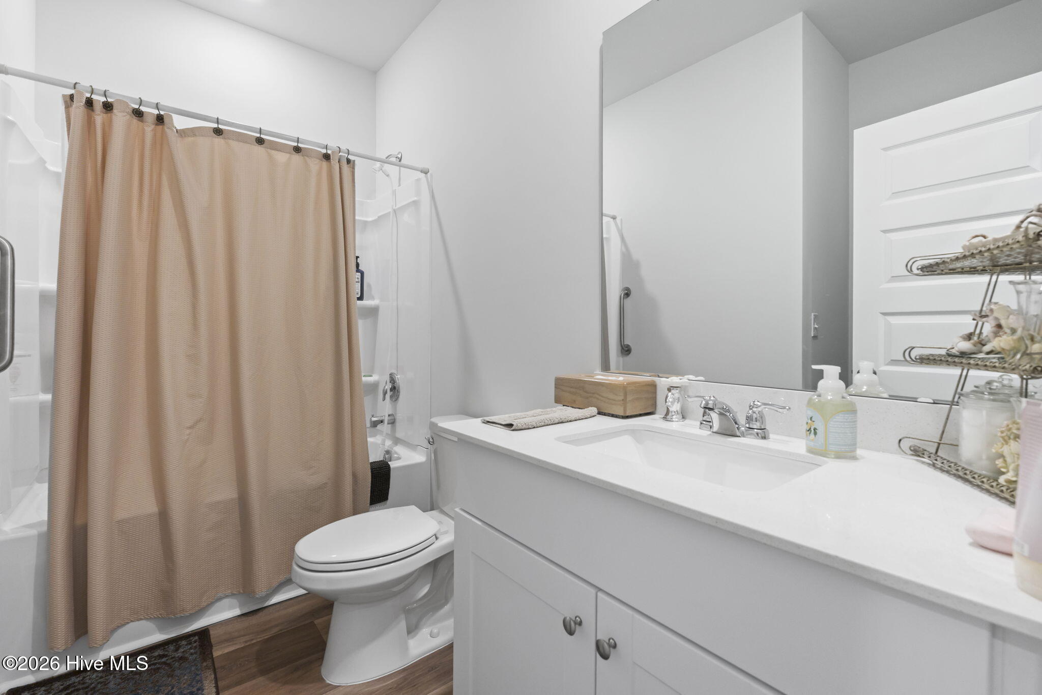 100553971 | Photo 10