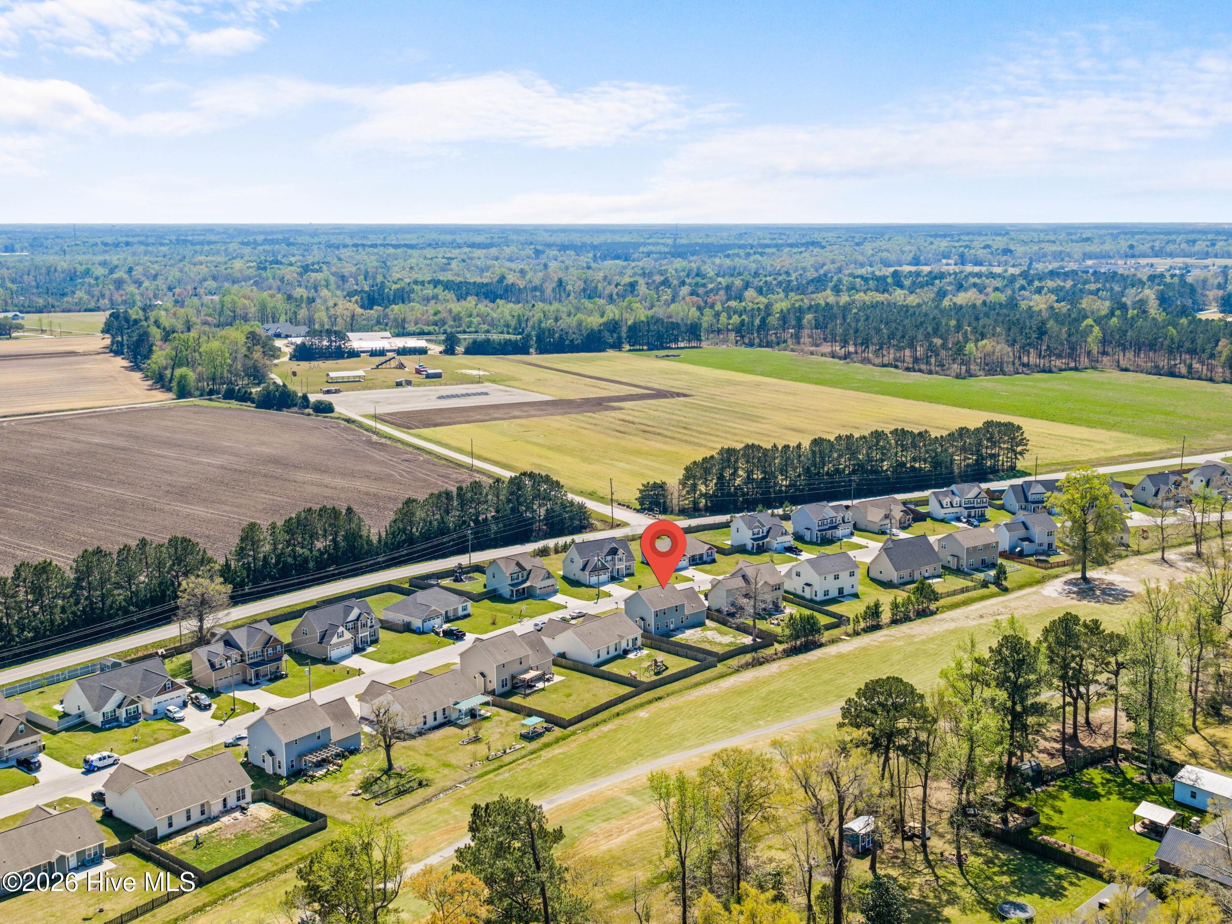 100565211 | Photo 62