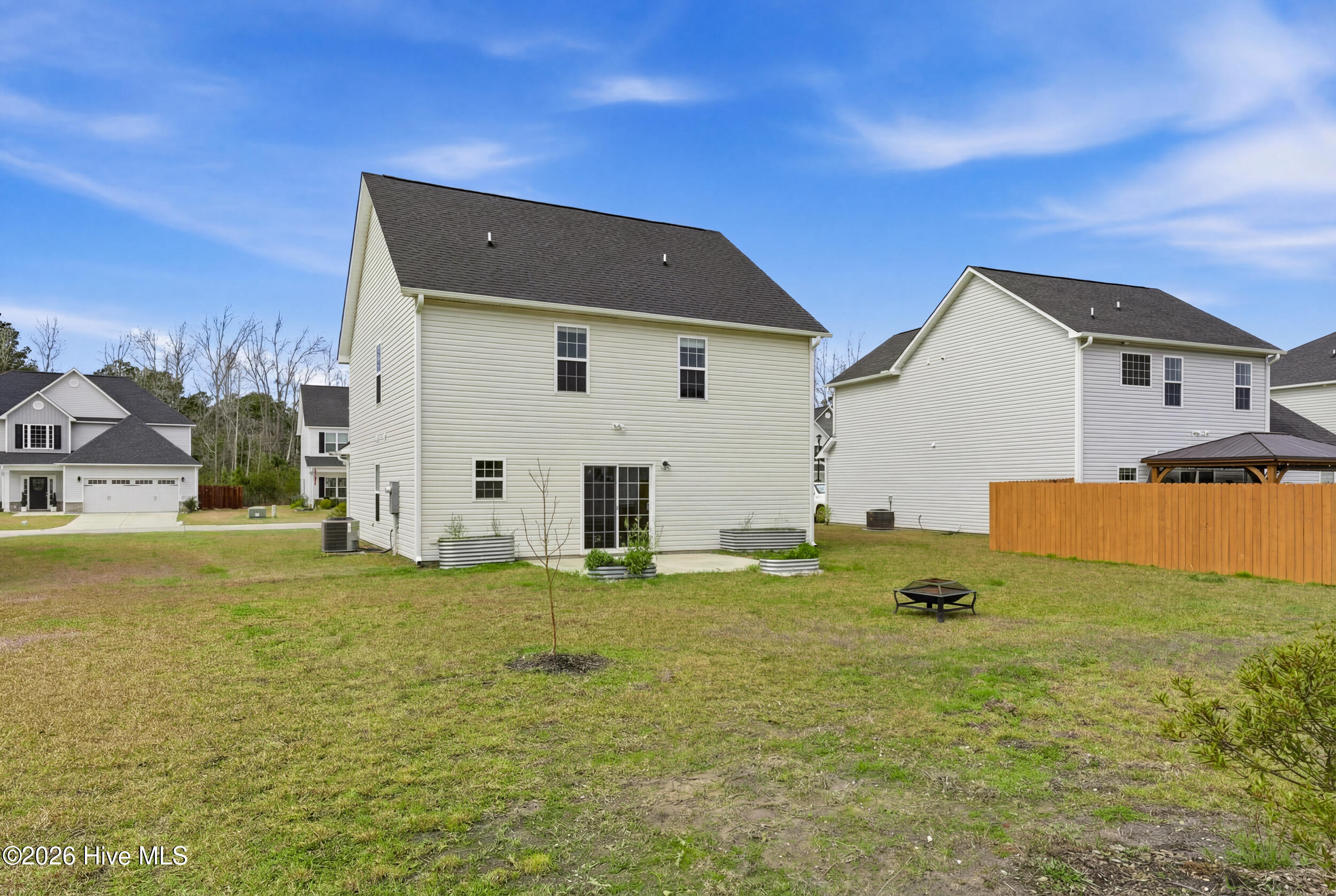 100559479 | Photo 47