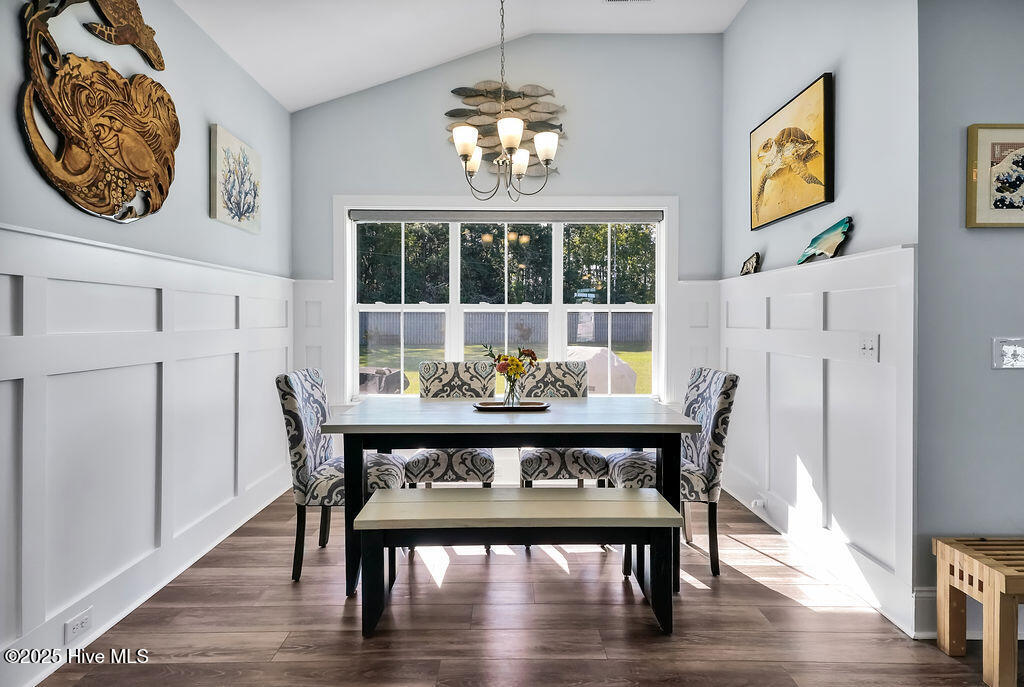 100535905 | Photo 17