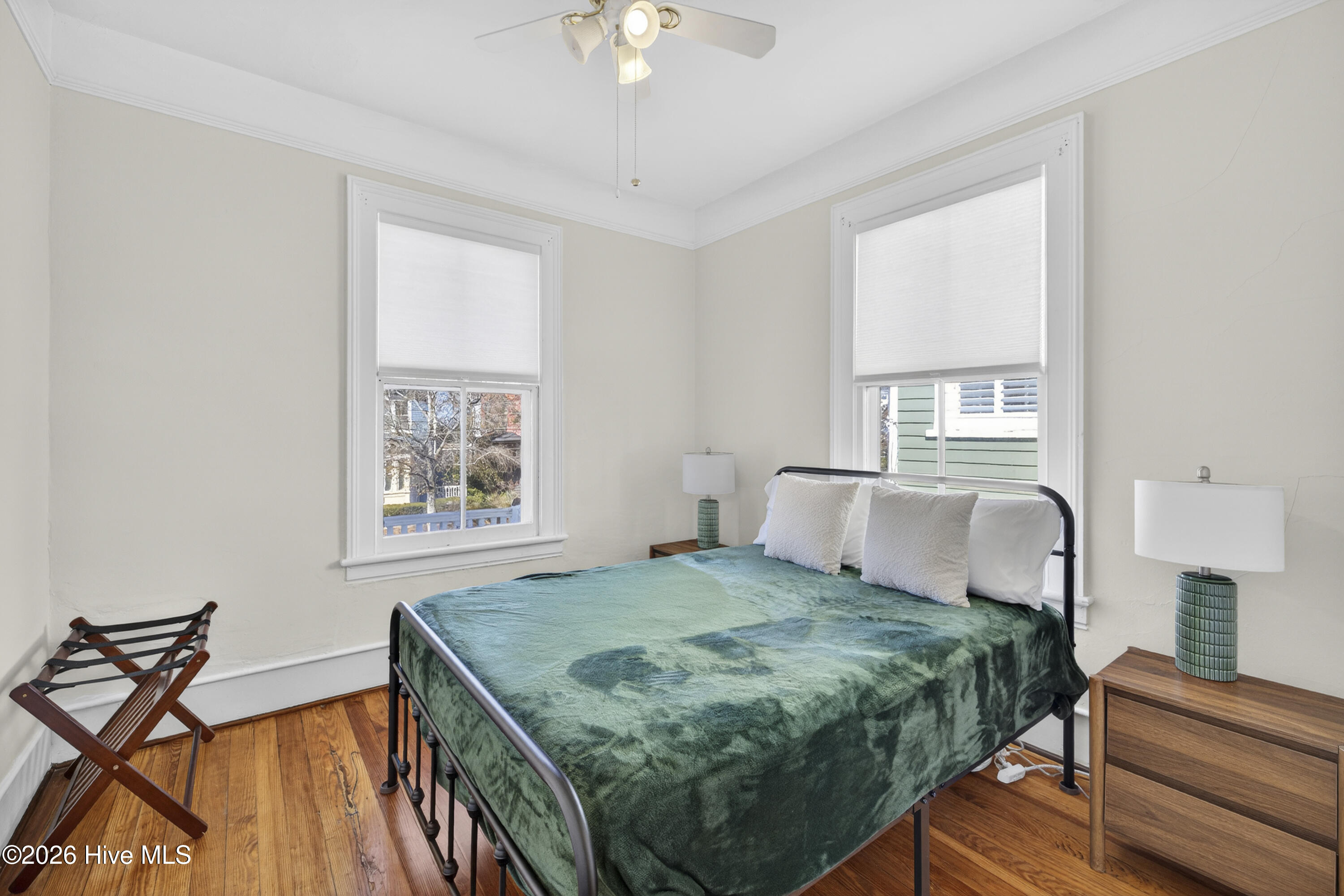 100555713 | Photo 44