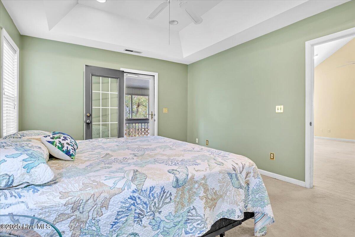 100543778 | Photo 18