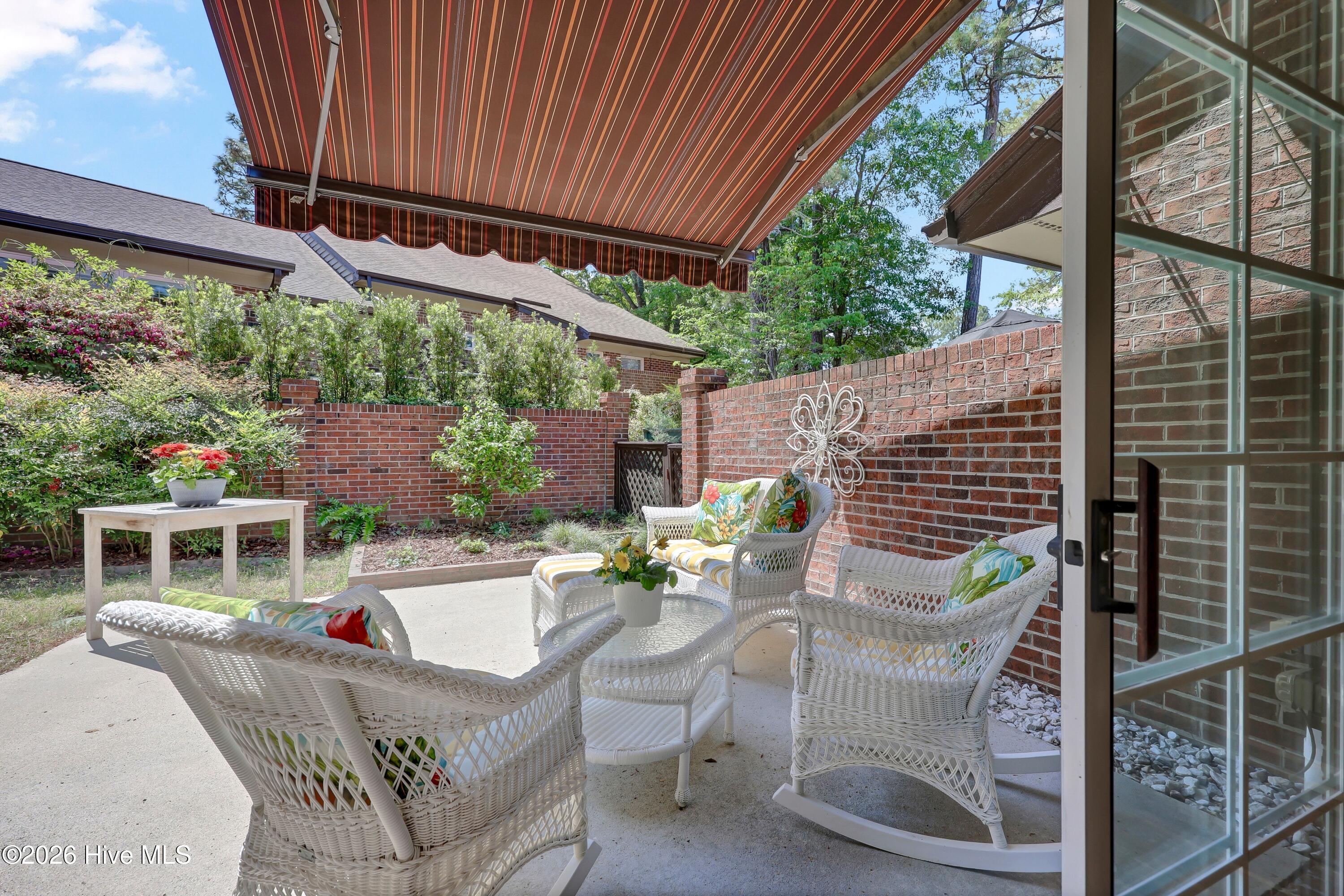 100569020 | Photo 27