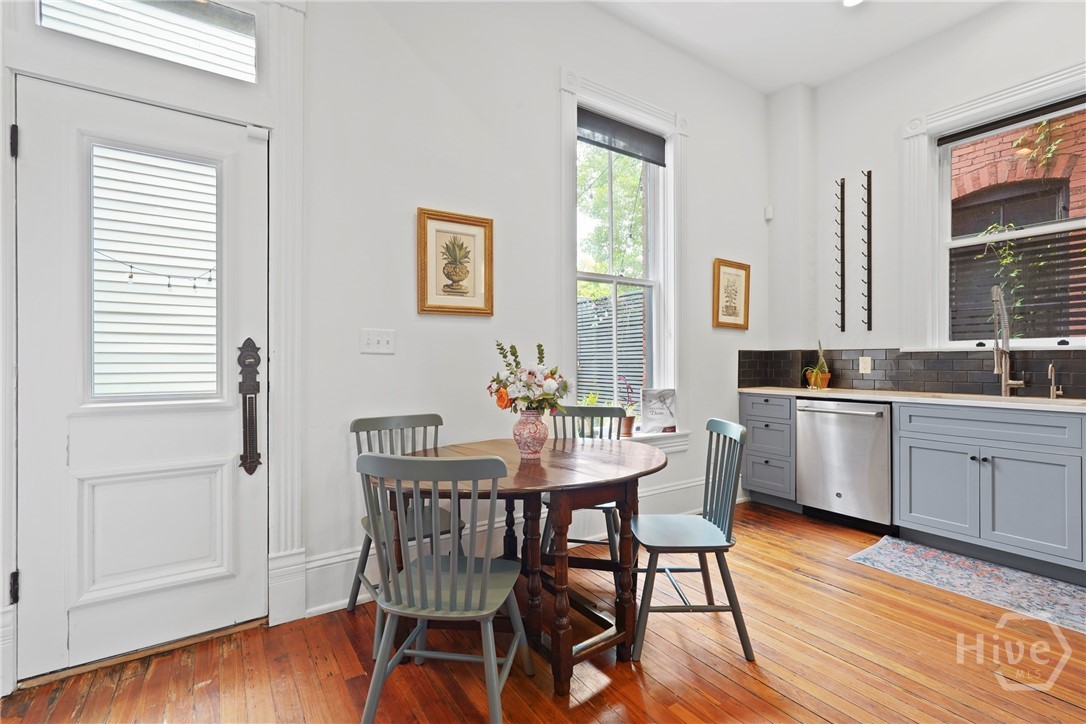 415 Whitaker Street, Savannah, GA, 31401