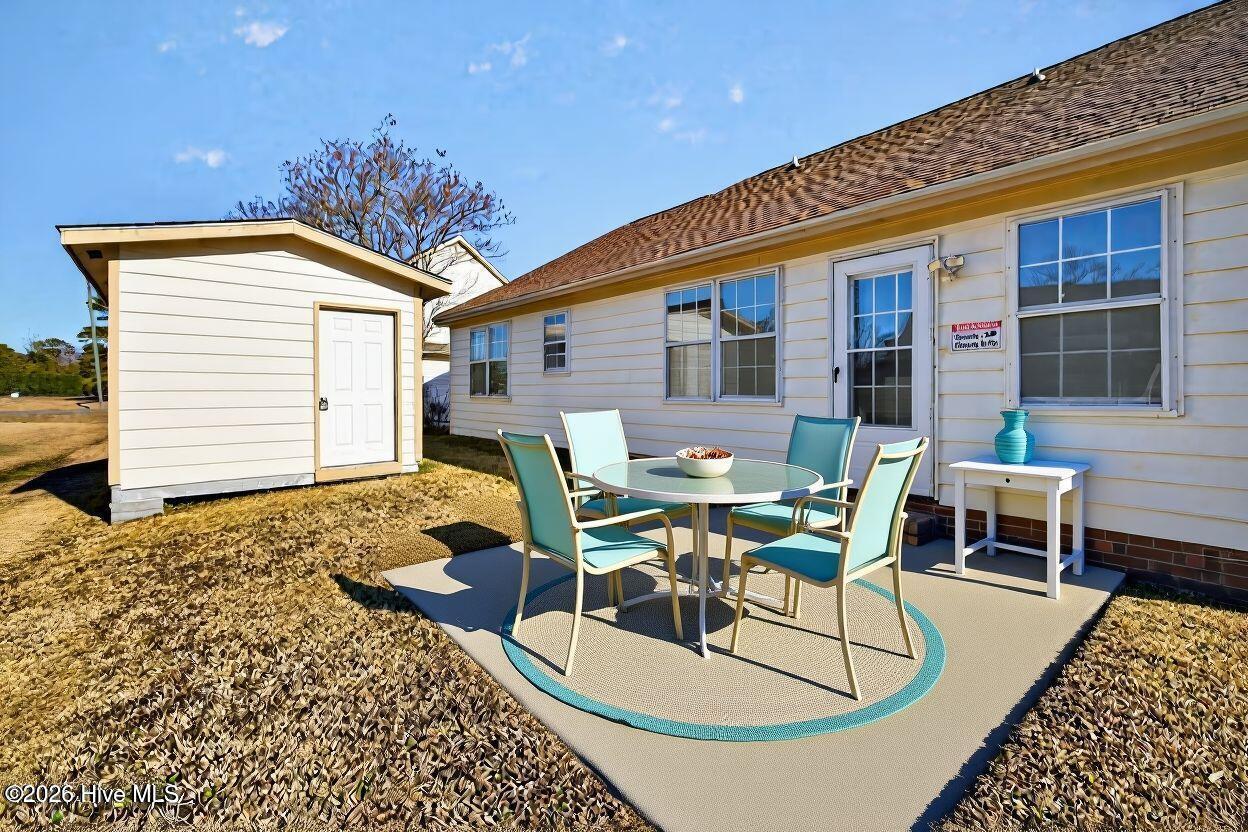 100554525 | Photo 32