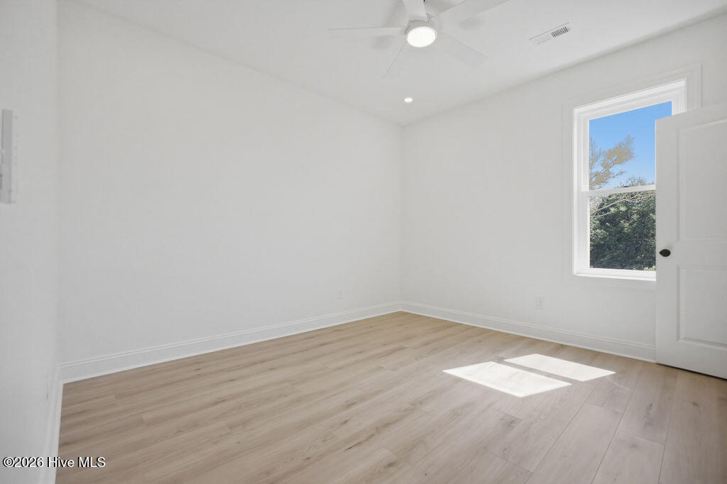 1 Bottlenose Boulevard,North Topsail Beach