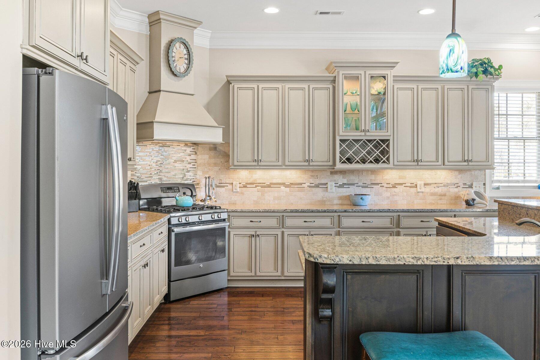 100555676 | Photo 22