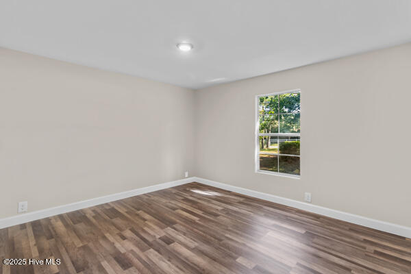 100535118 | Photo 17