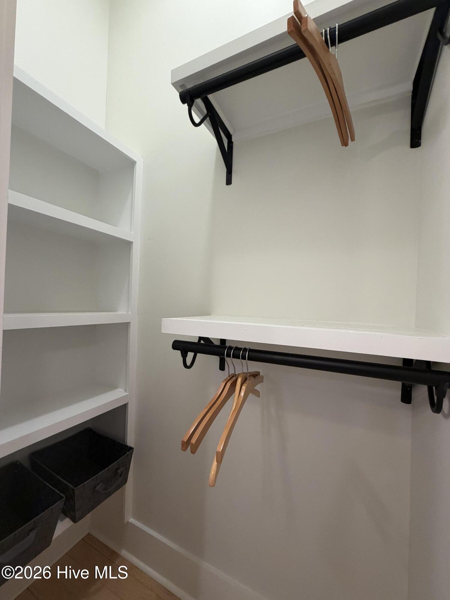 100557424 | Photo 14