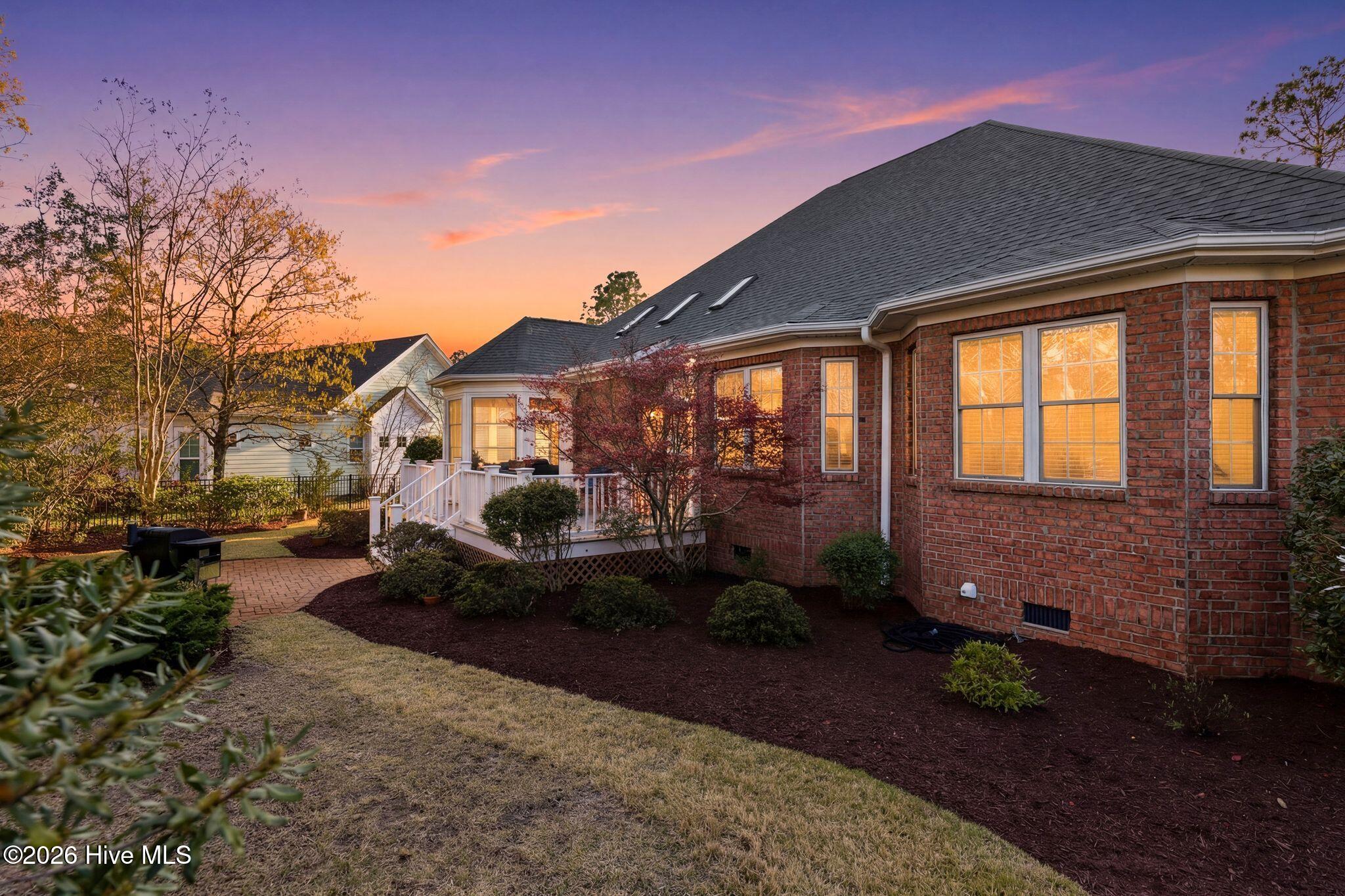 100564918 | Photo 73