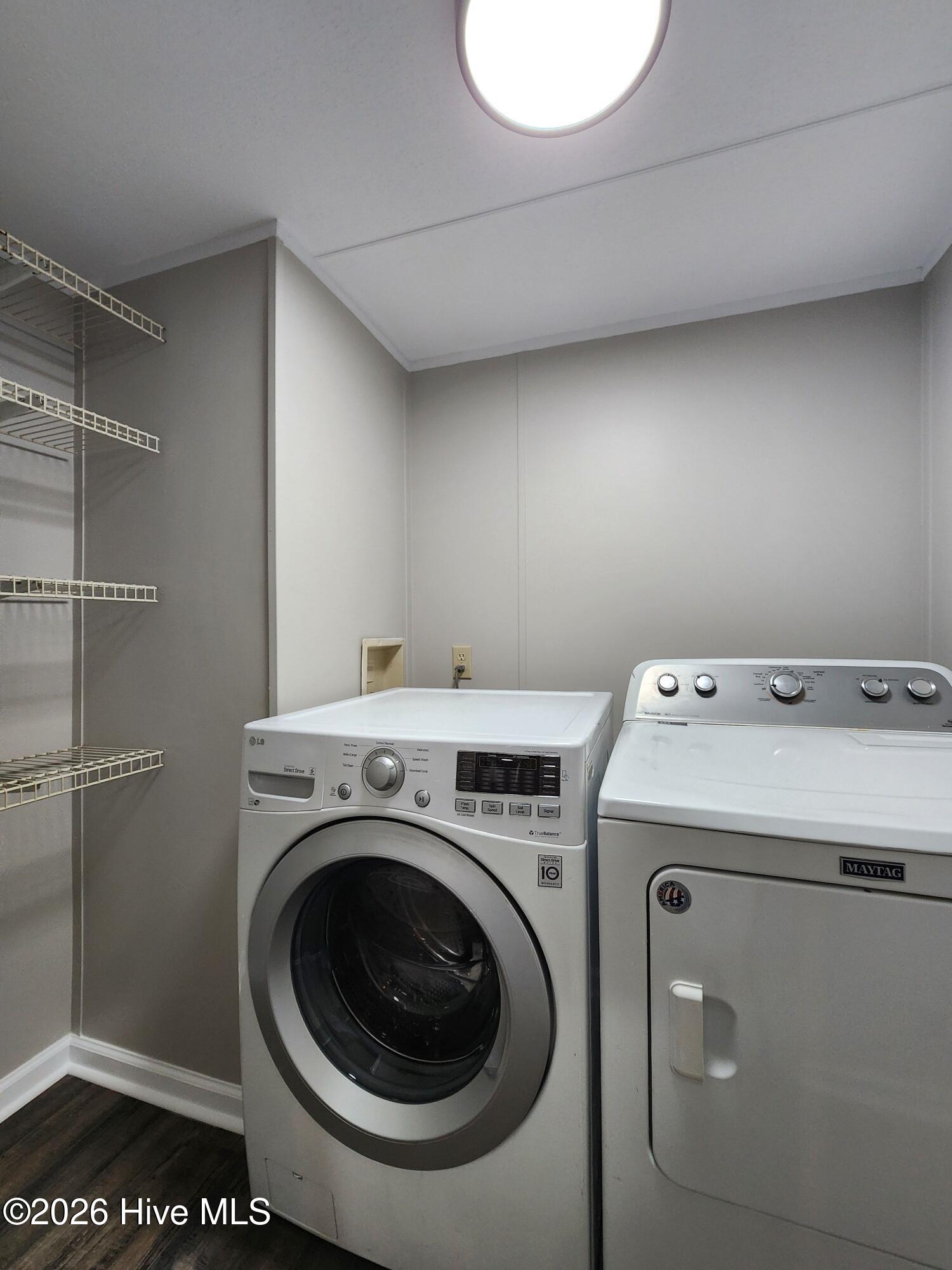 100553794 | Photo 11