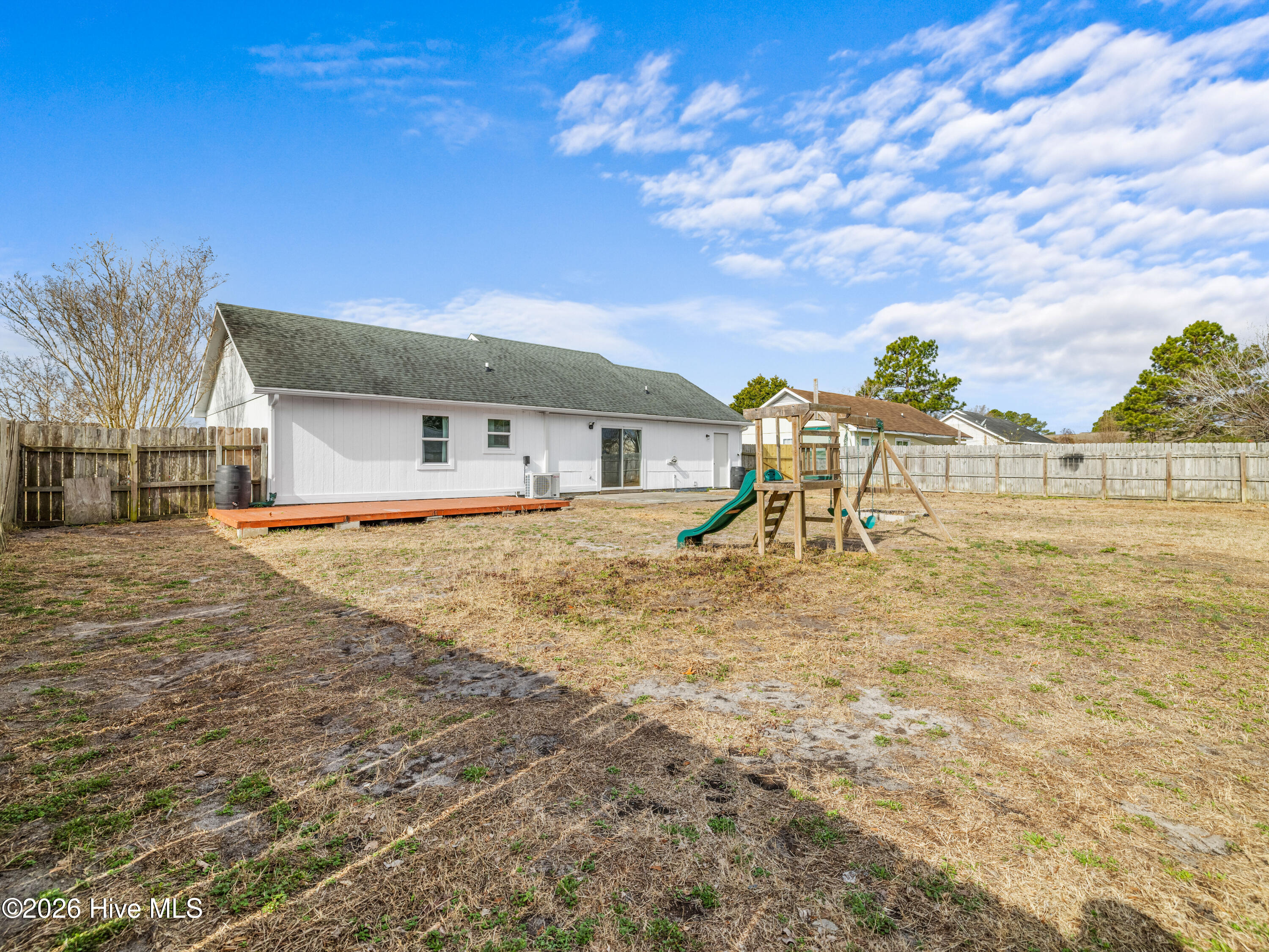 100556081 | Photo 26