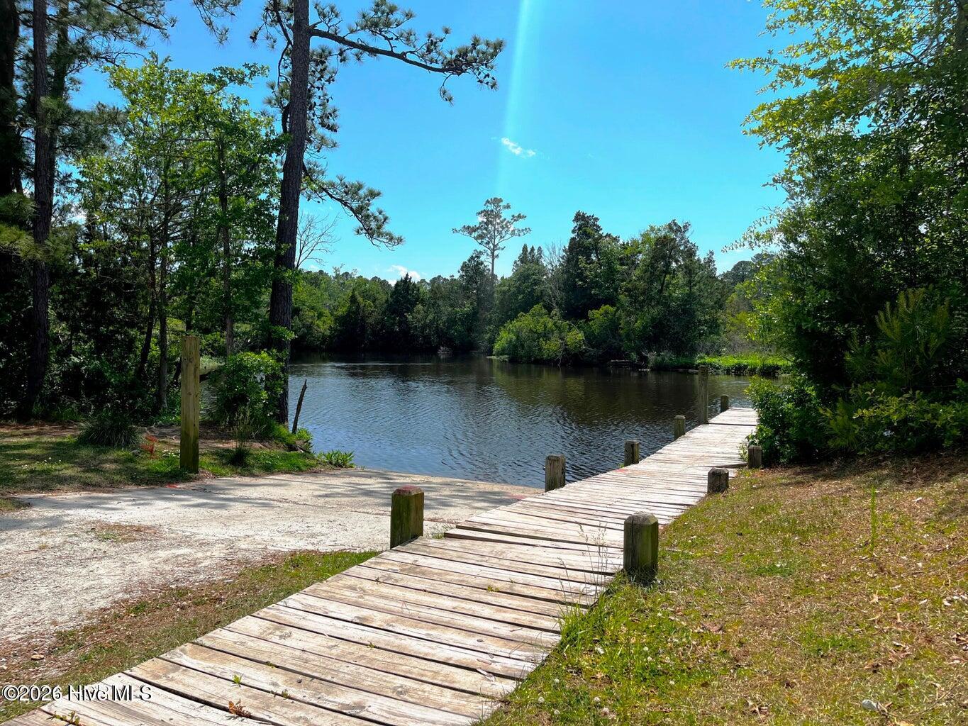 100562956 | Photo 41