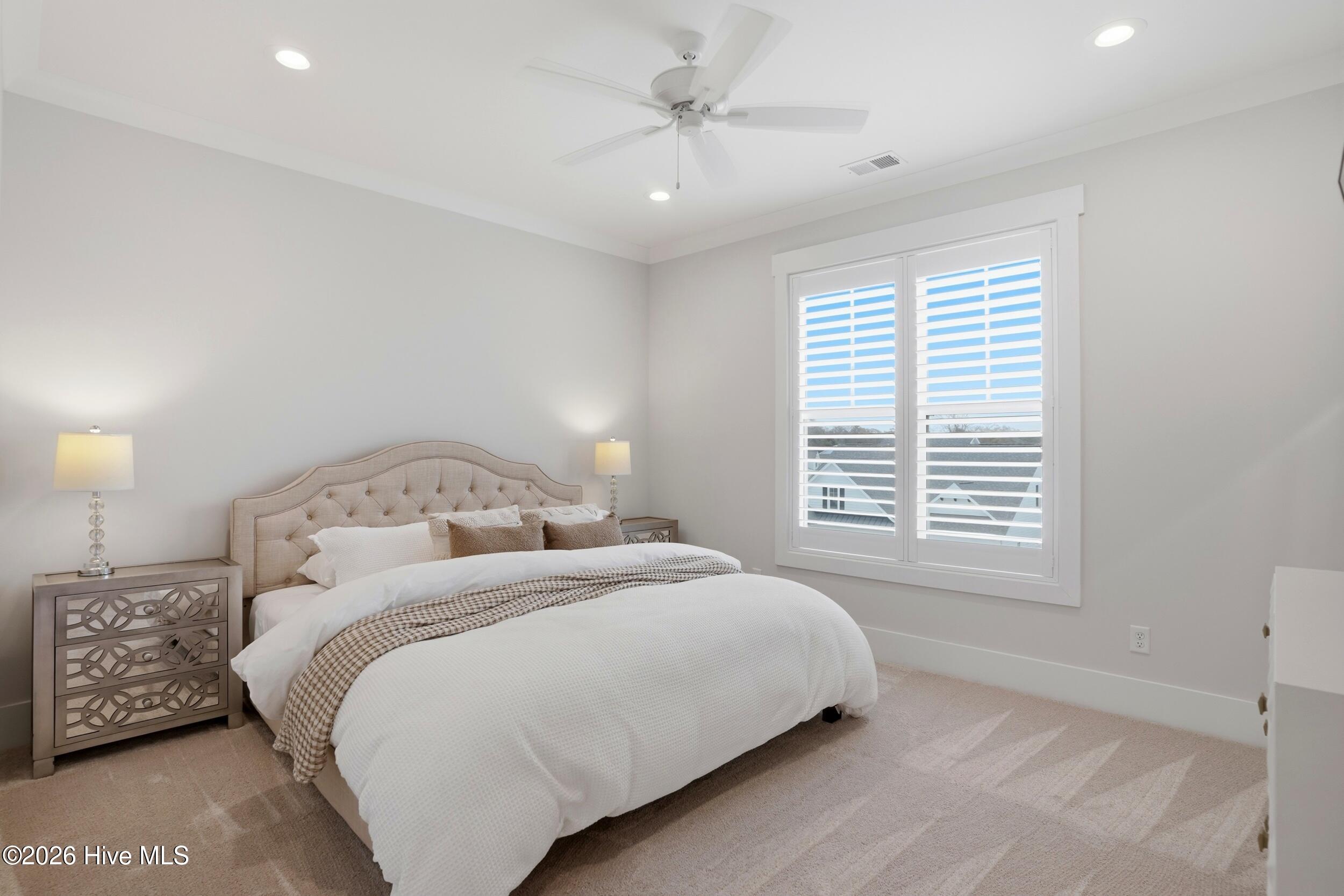 100559672 | Photo 27