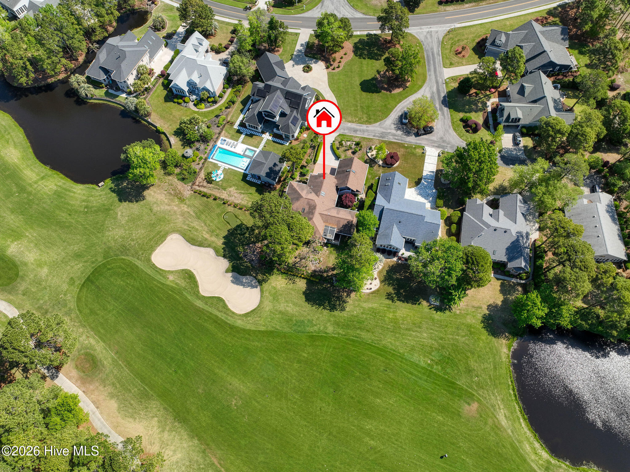 100569152 | Photo 82