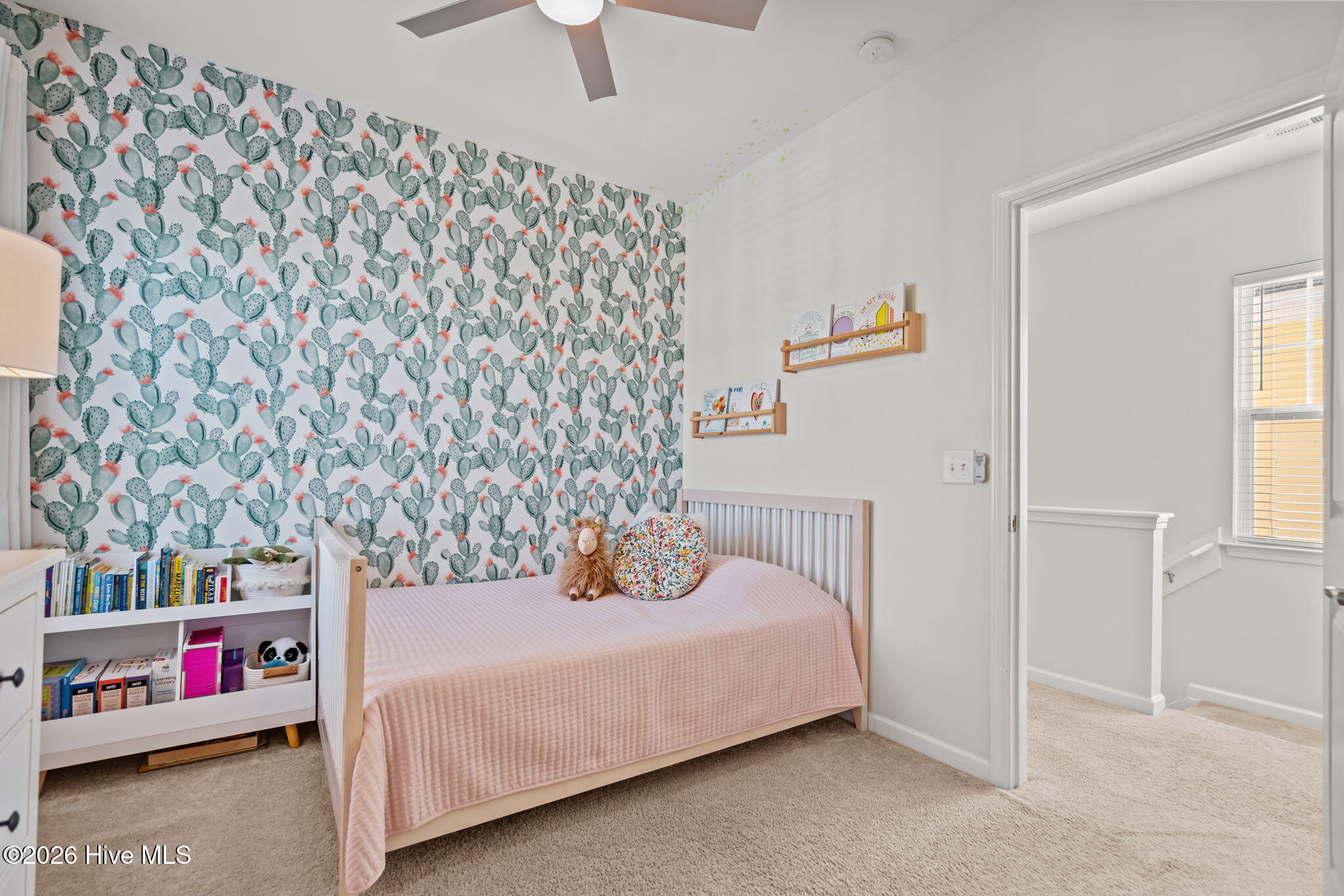 100560922 | Photo 27