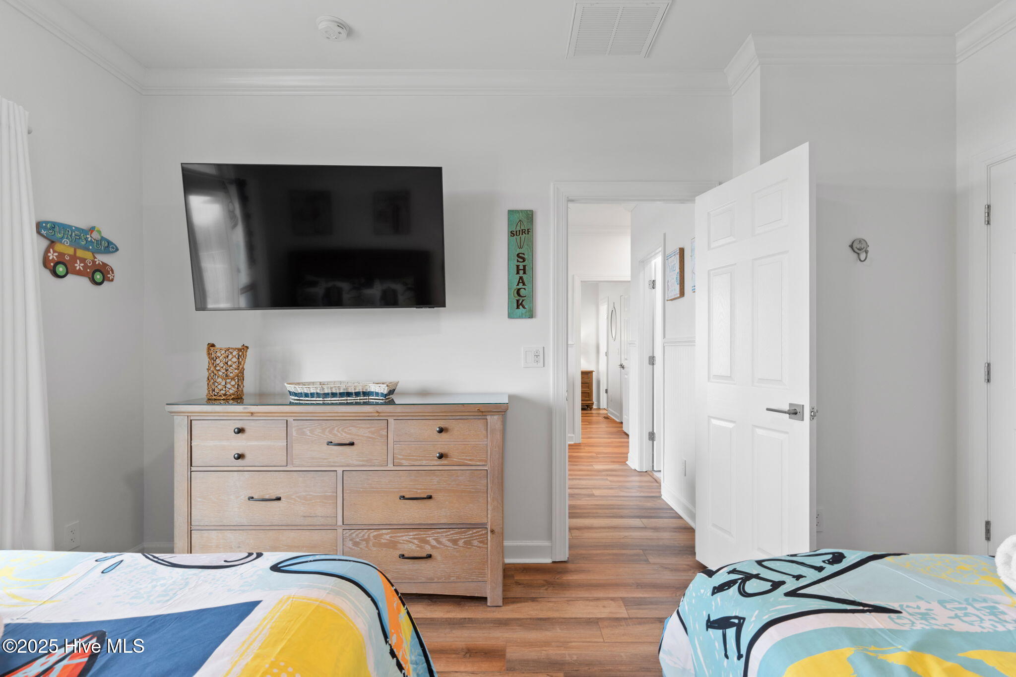 100513895 | Photo 71