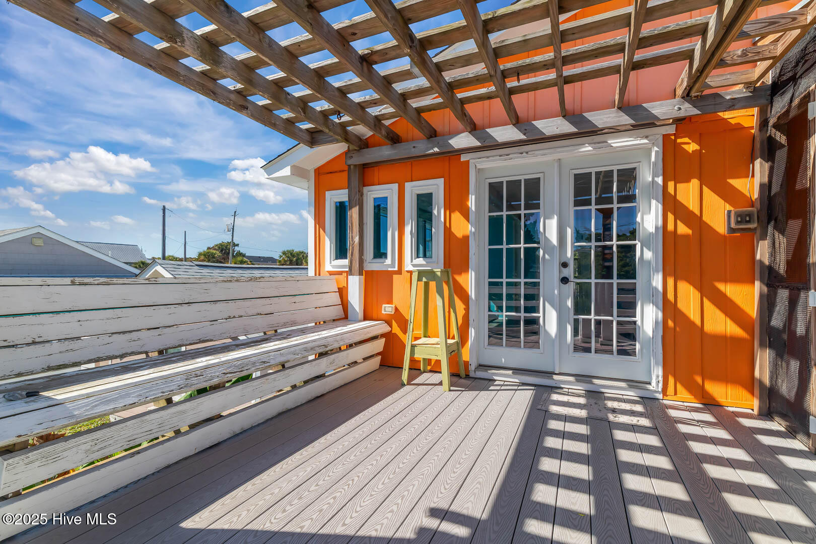 100538071 | Photo 45