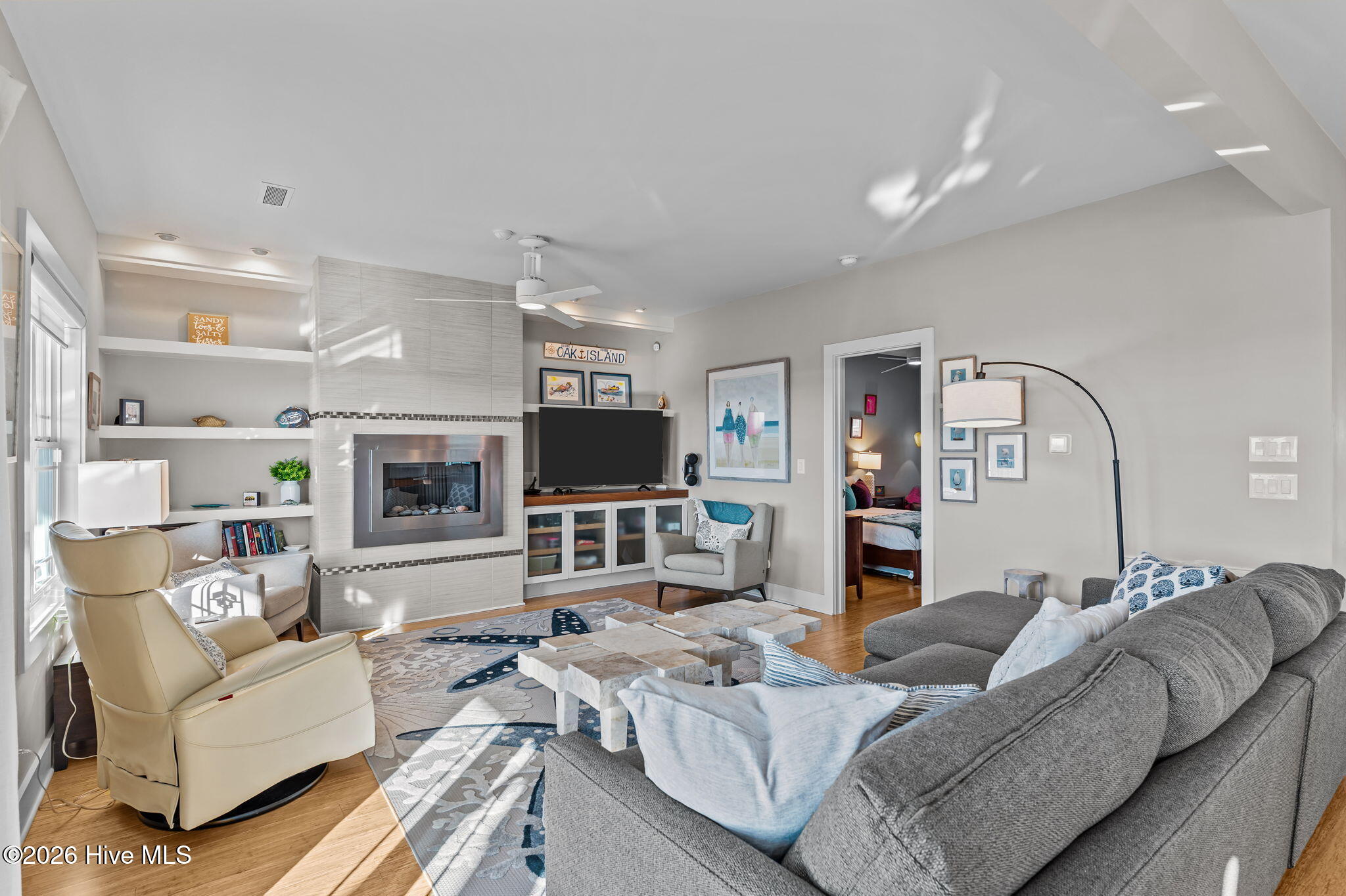 100552258 | Photo 14