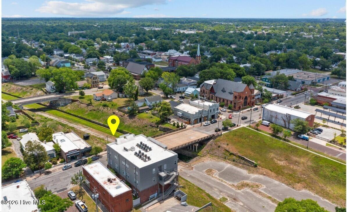 100559977 | Photo 29