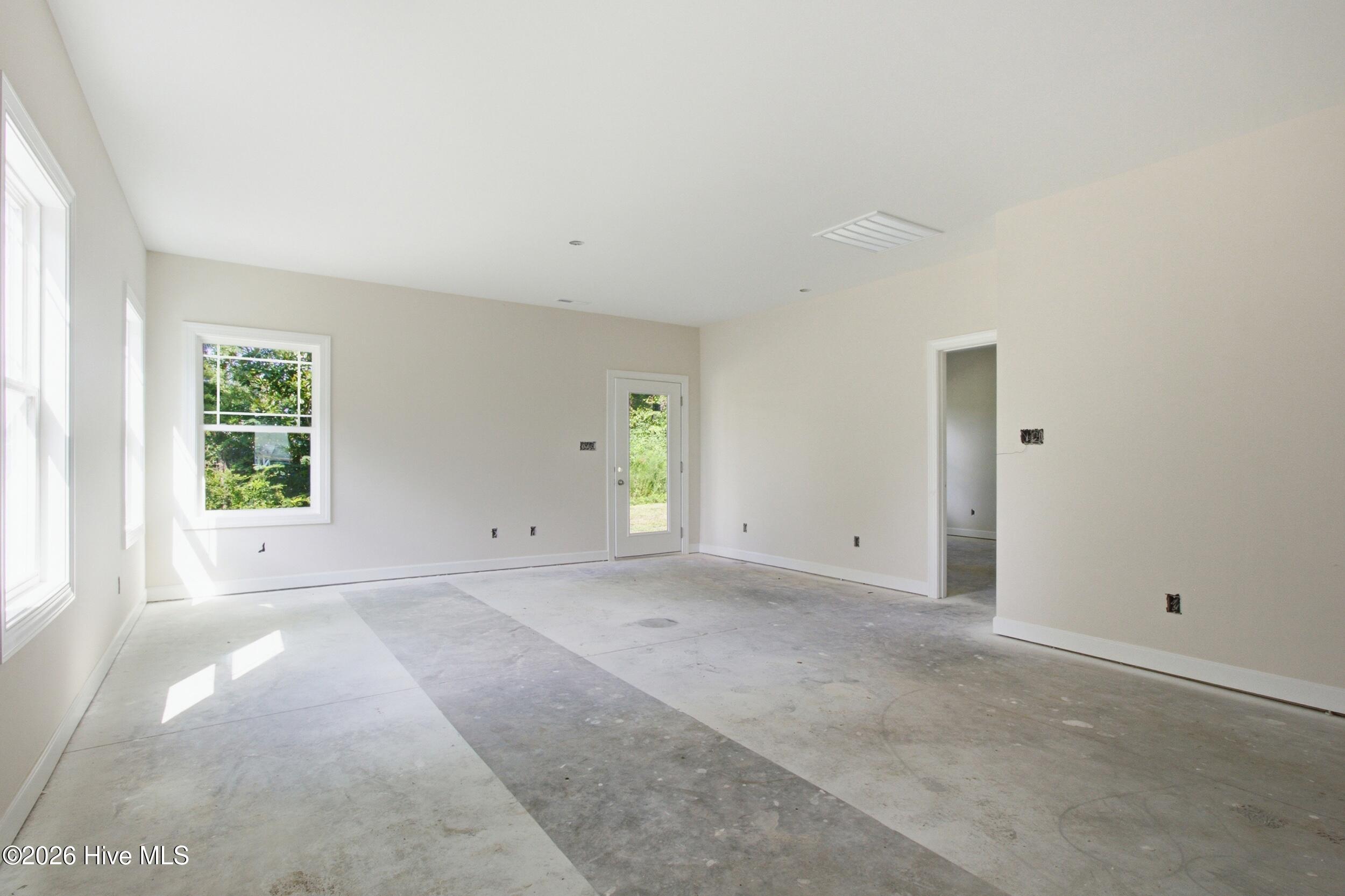 310 Camp Creek Drive,Oriental