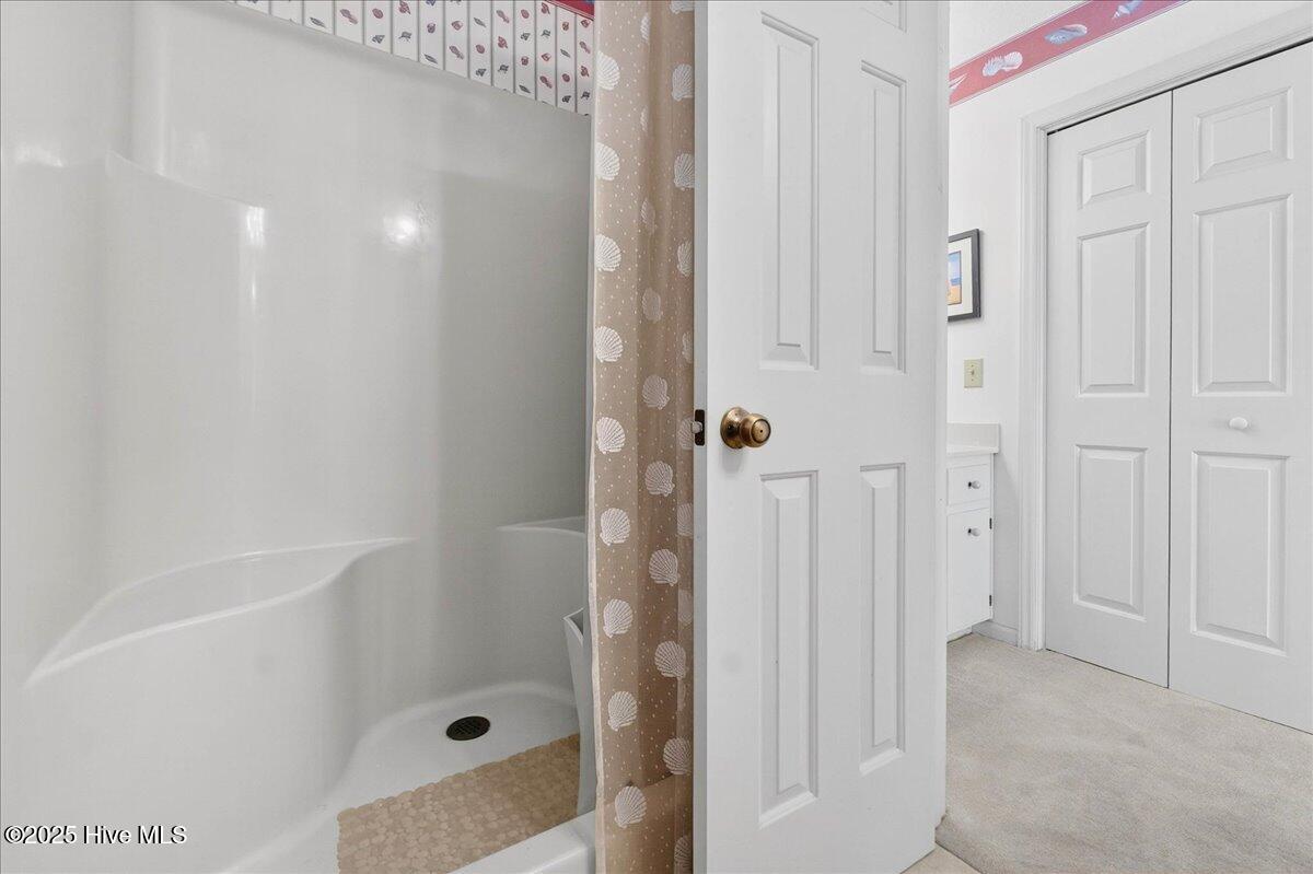 100532821 | Photo 34