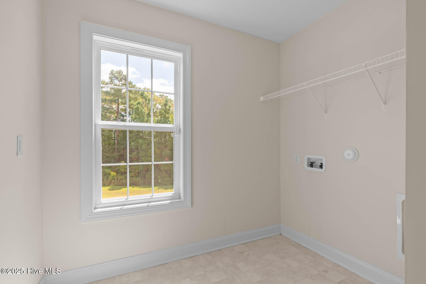 100520139 | Photo 18