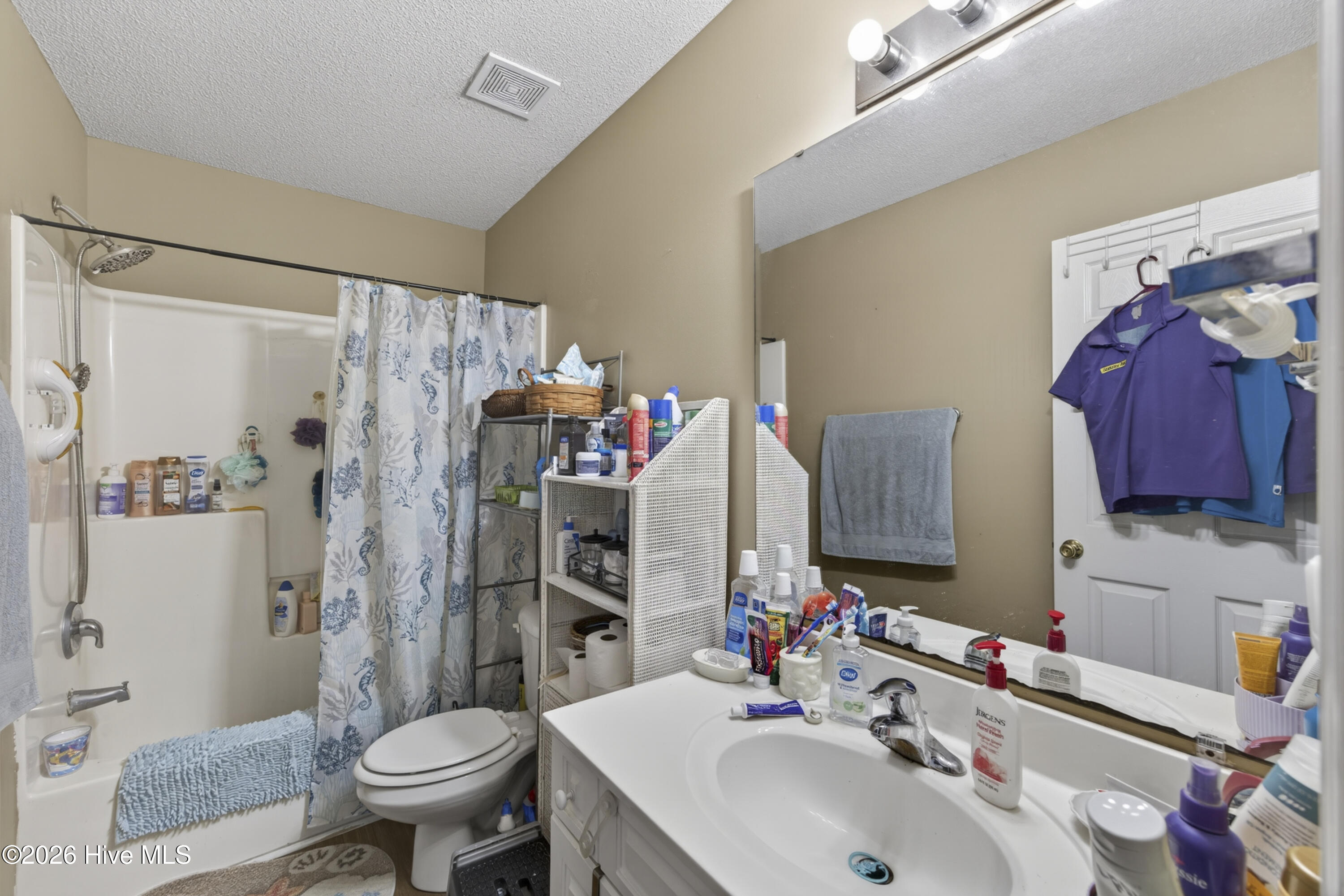 100567441 | Photo 45