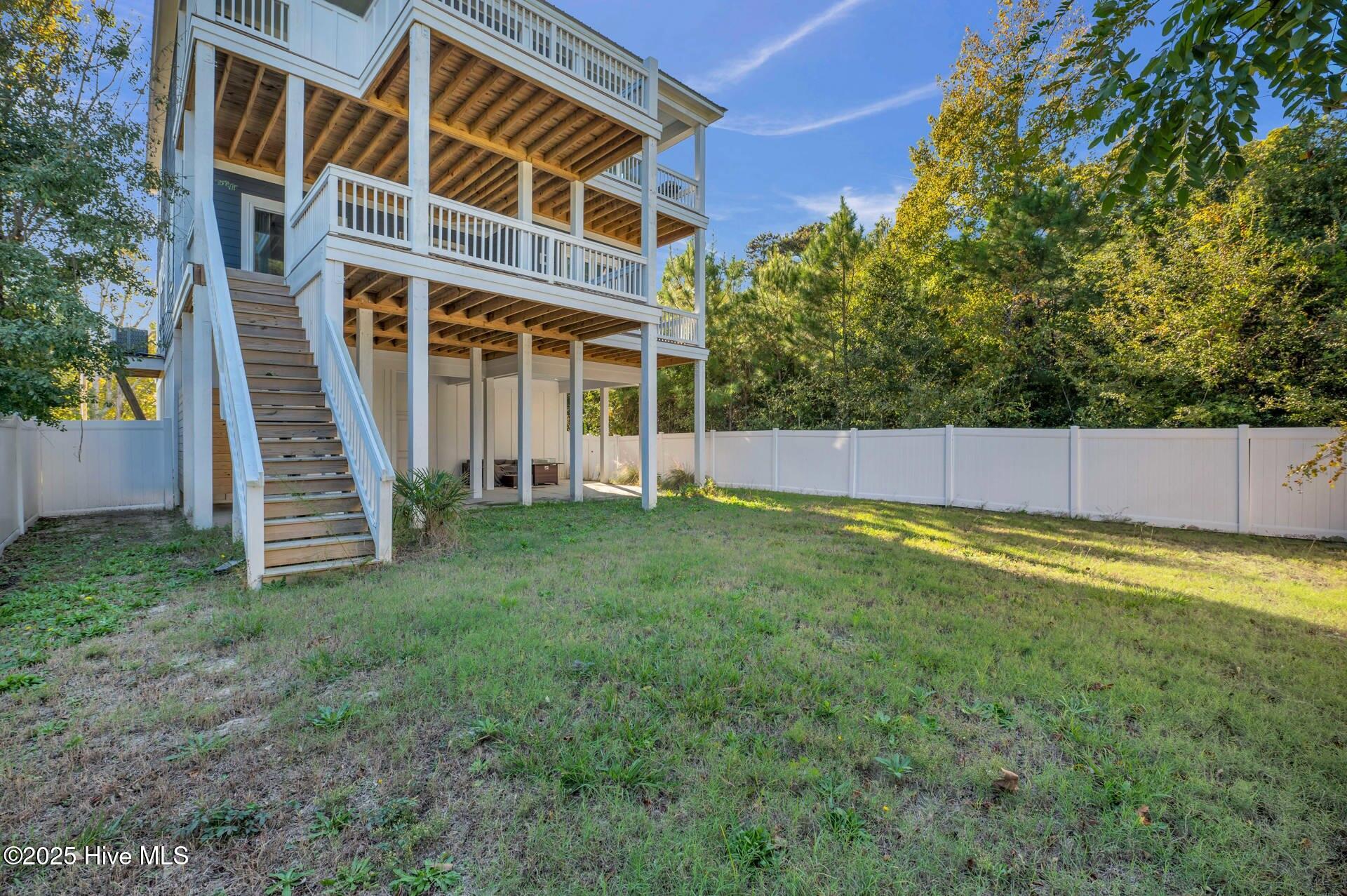 100539470 | Photo 44