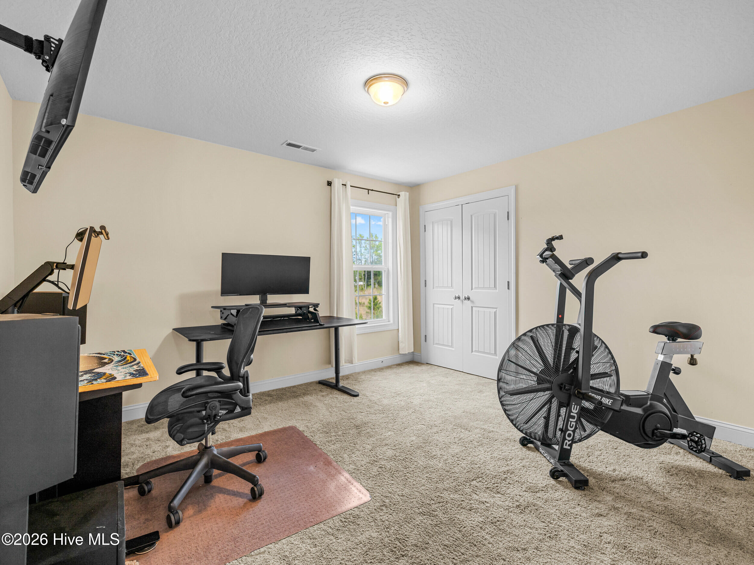 100567423 | Photo 43