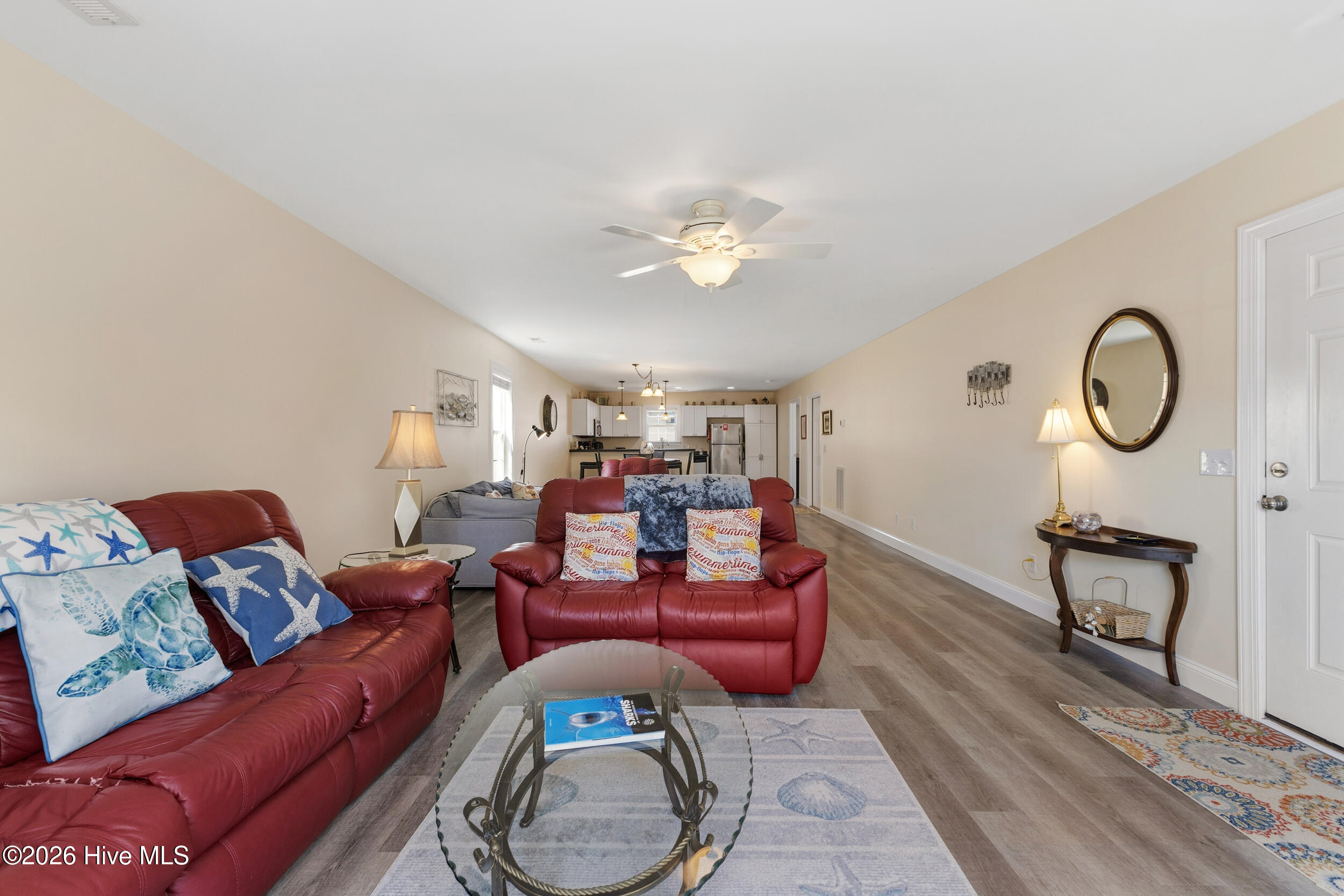 100564508 | Photo 38