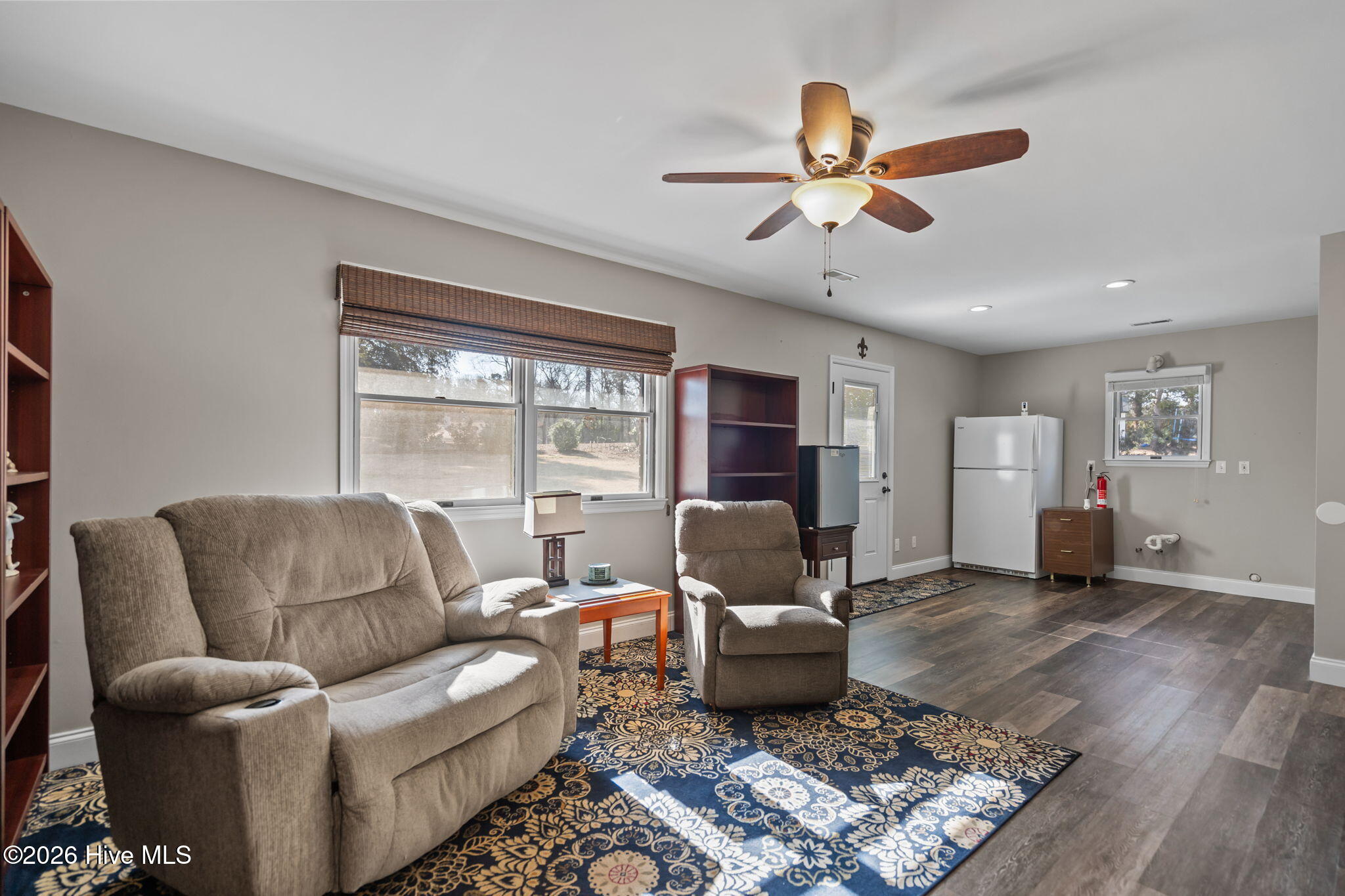 100554054 | Photo 48